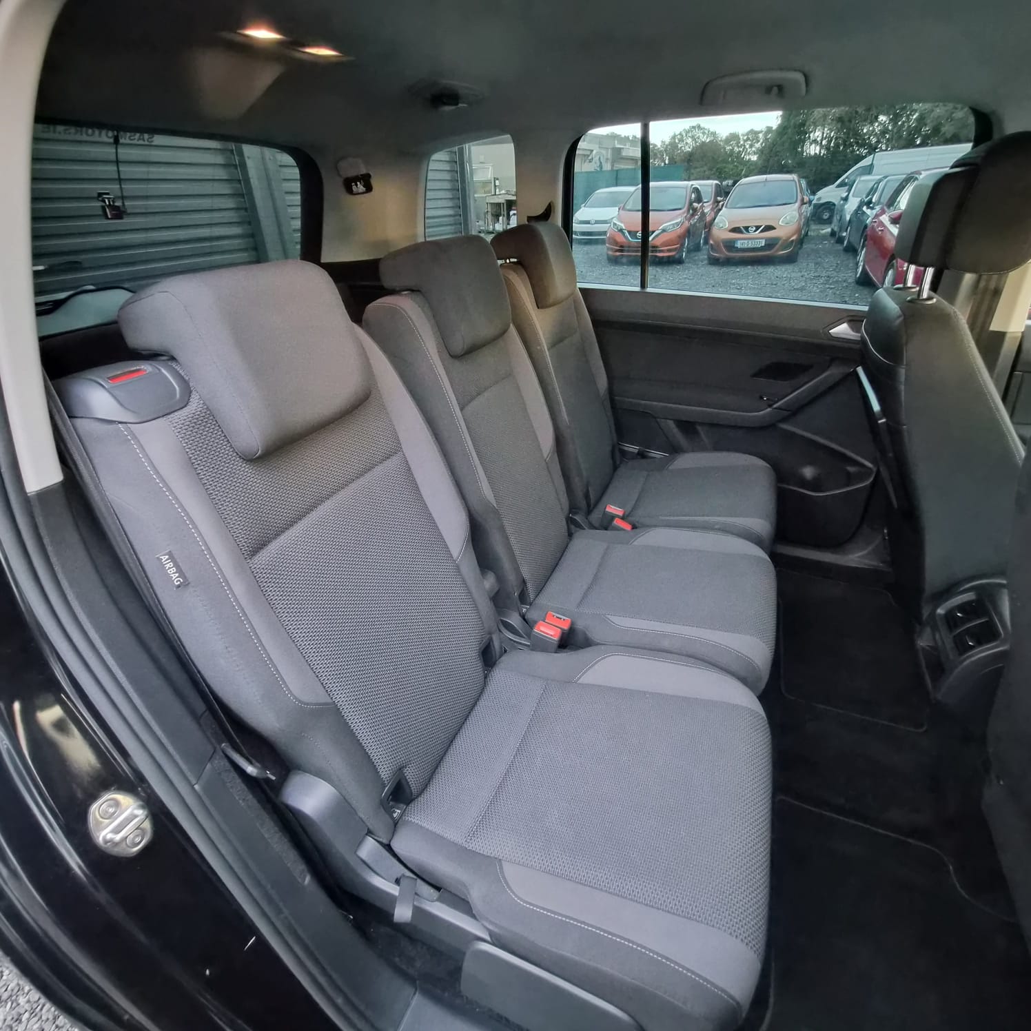 VW Touran Automatic 2016