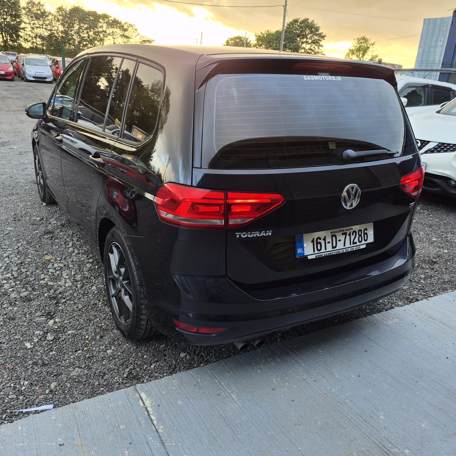 VW Touran Automatic 2016