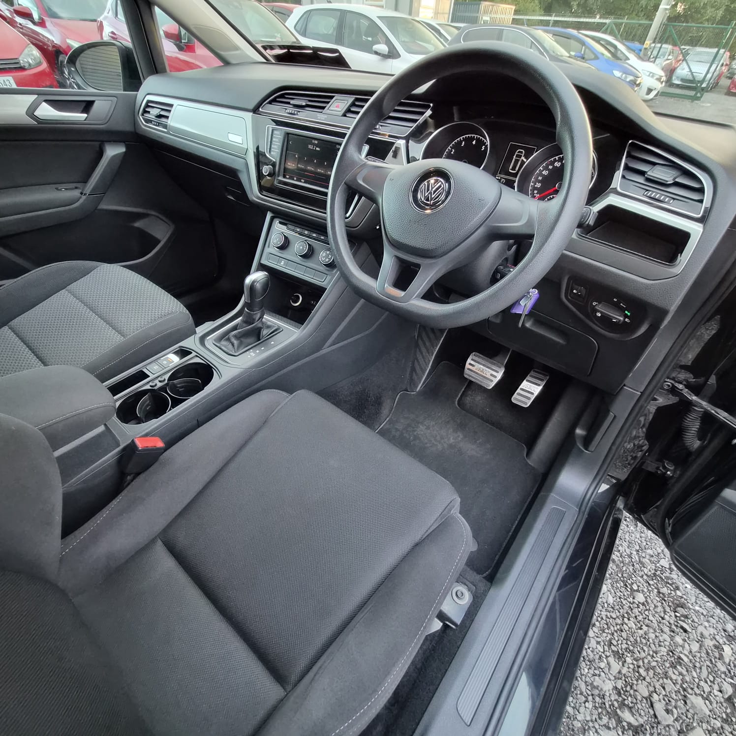 VW Touran Automatic 2016