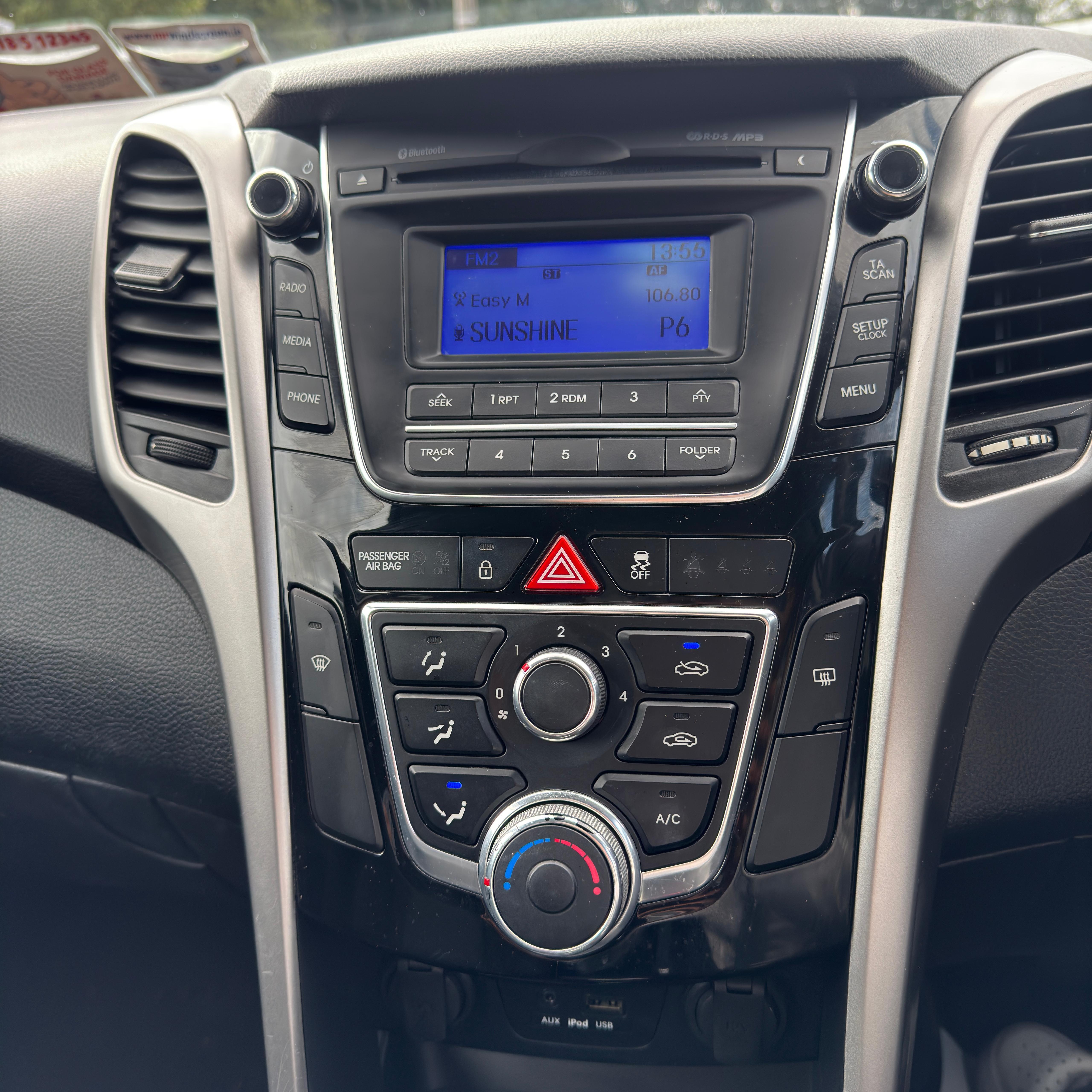 Hyundai i30 2012 Manual
