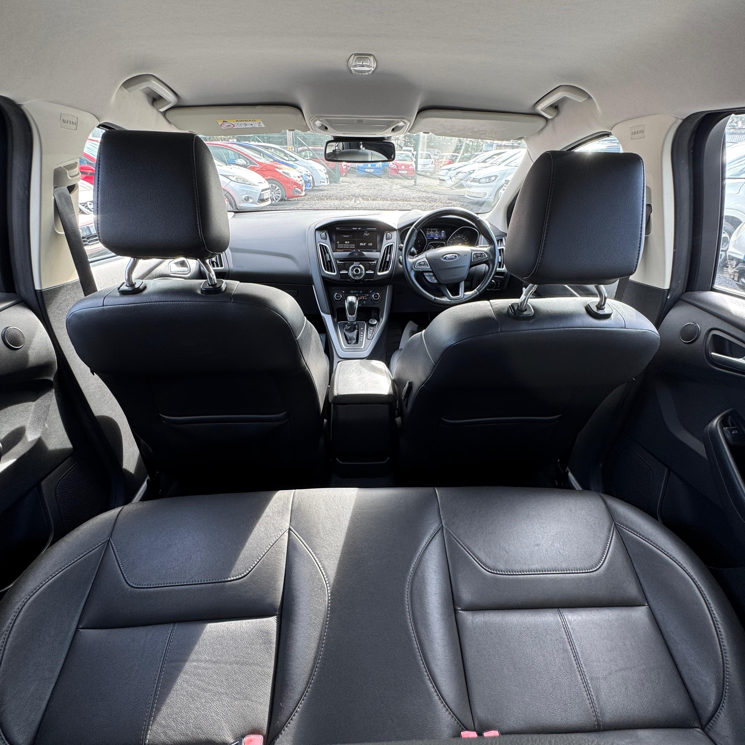 Ford Focus S 2015 Automatic