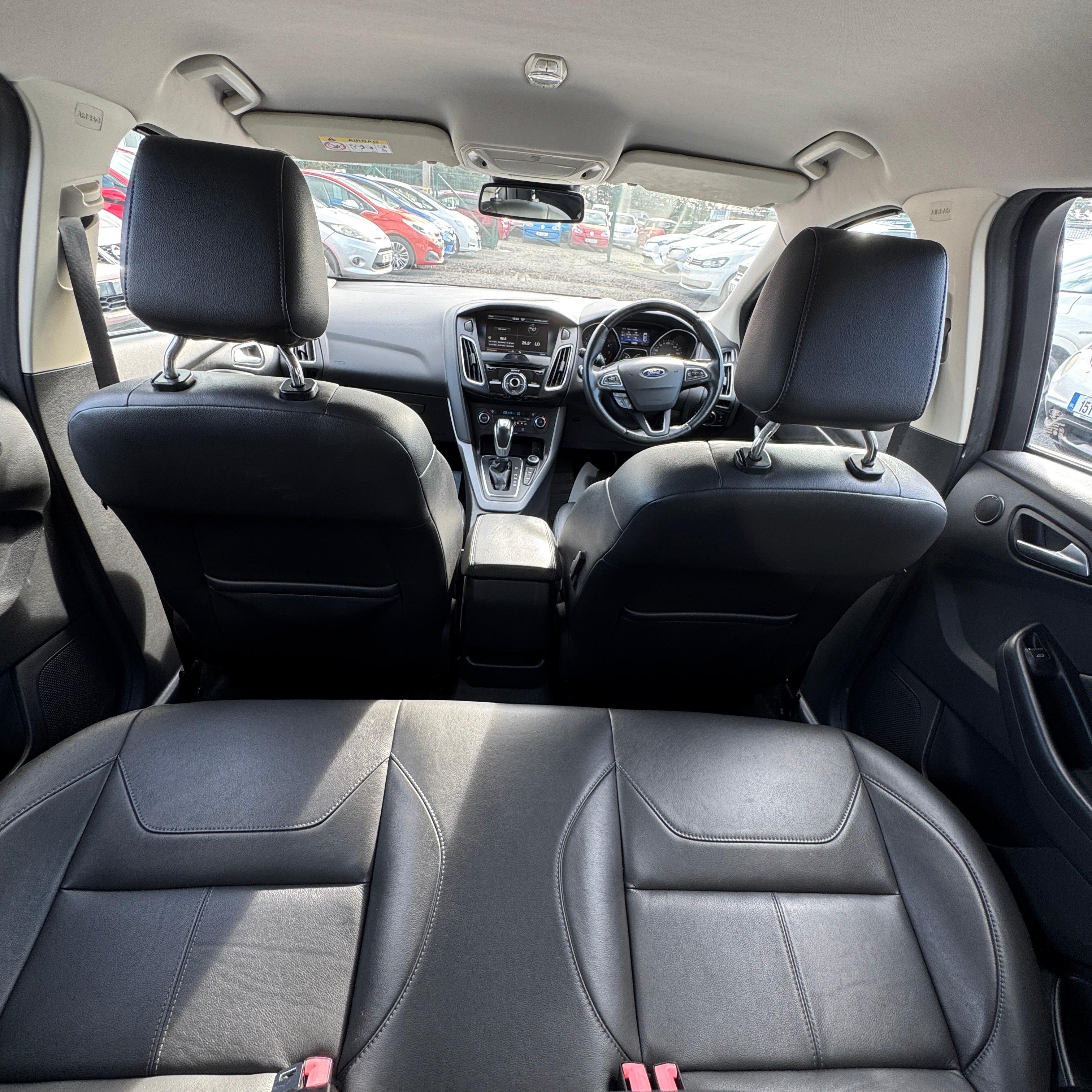 Ford Focus S 2015 Automatic