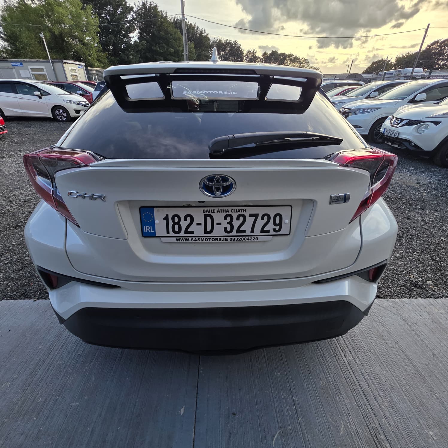 Toyota CHR Hybrid Automatic 2018 Top Spec Leather