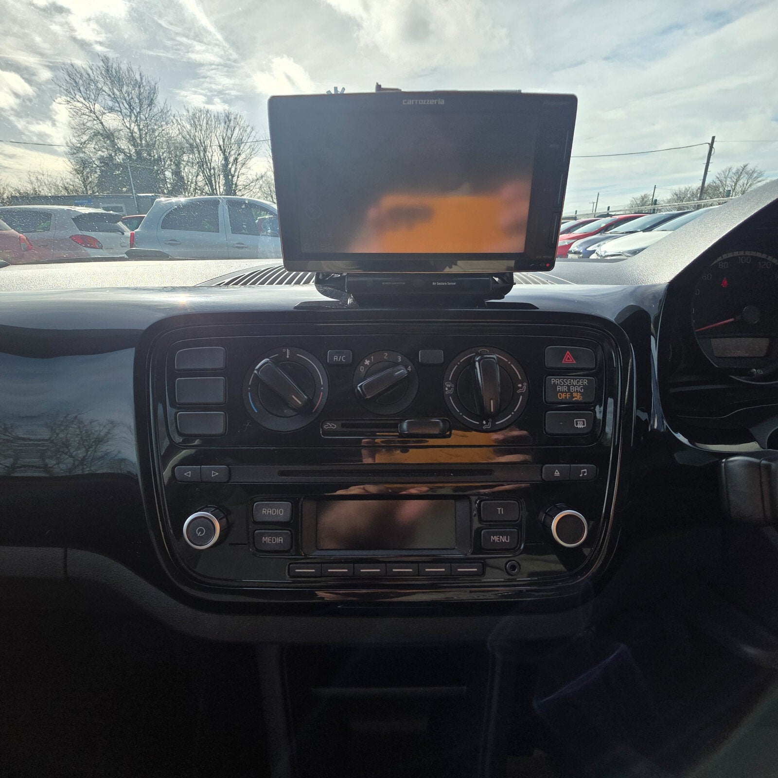 Volkswagen Up 2015 Automatic