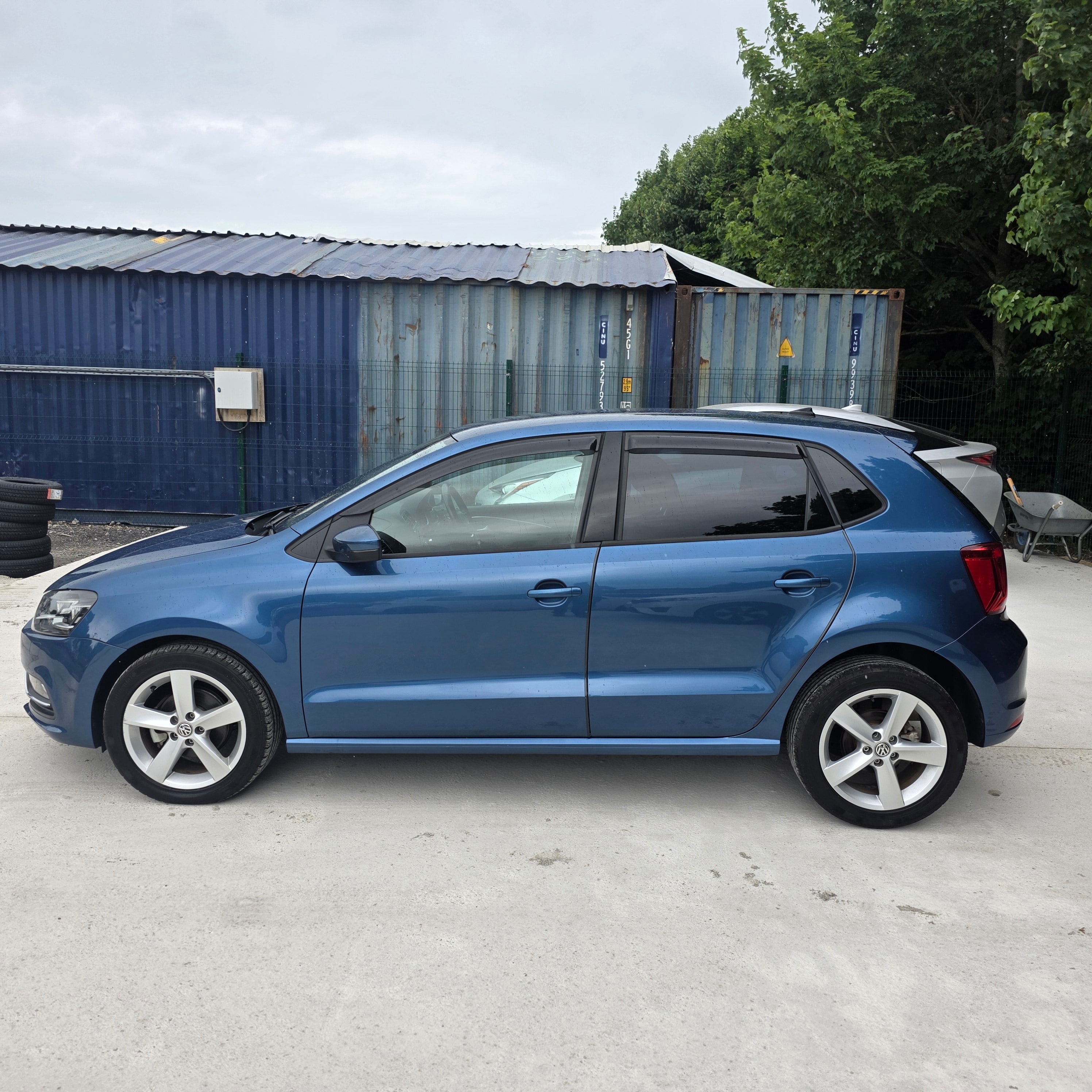VW Polo Automatic 2017 Heated Semi Leather Seats Low Miles