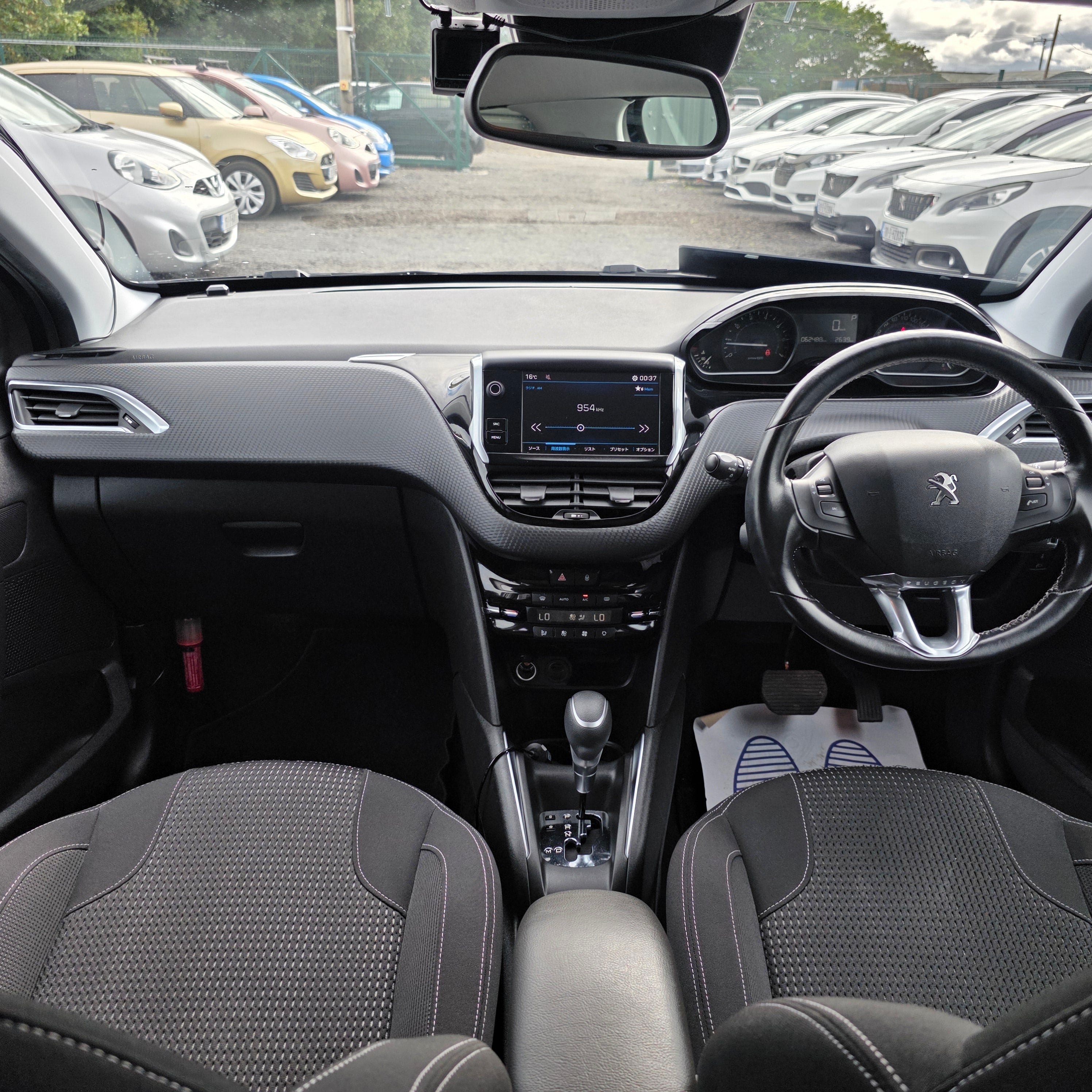 Peugeot 208 Automatic 2016 Low Miles
