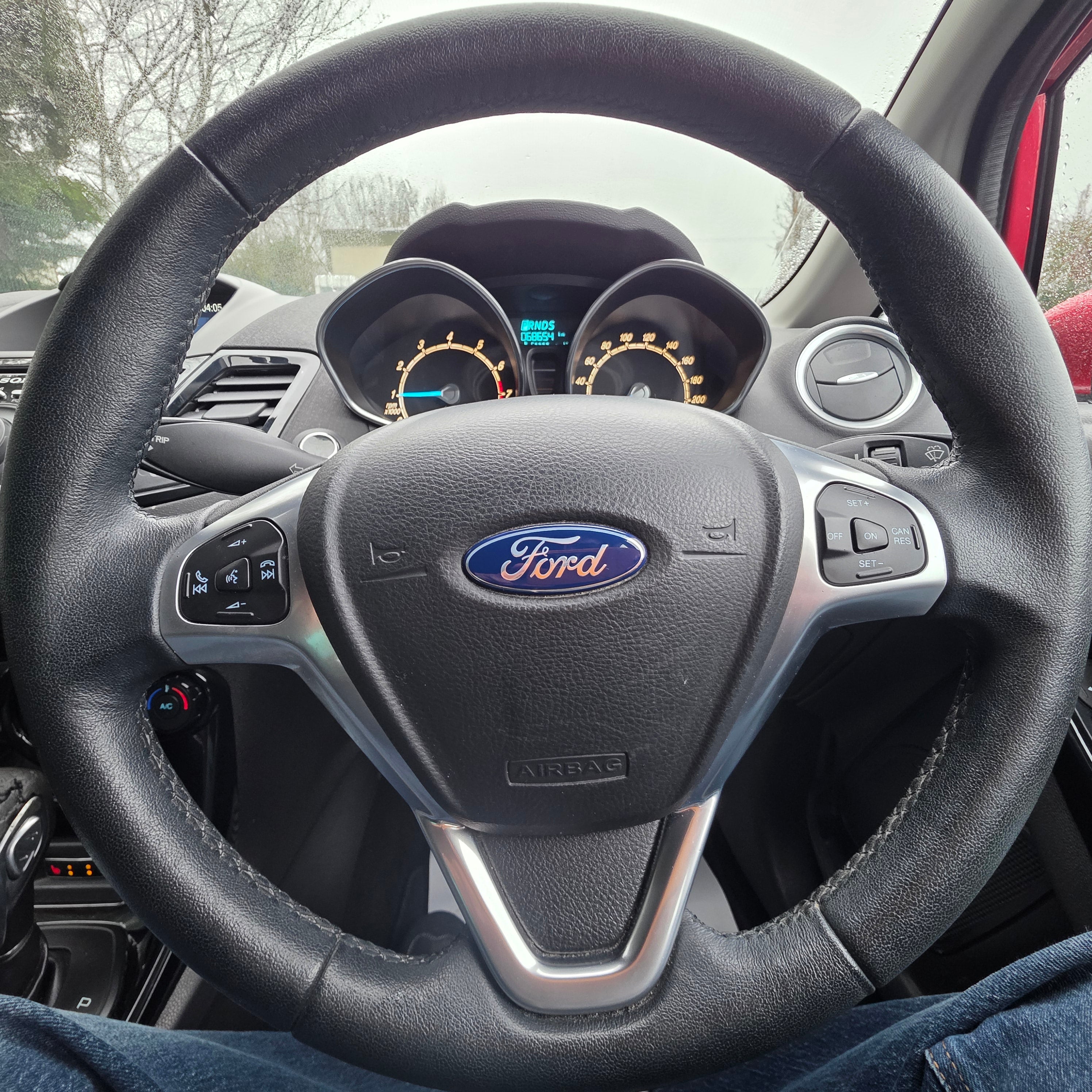 Ford Fiesta Automatic 2016 Leather Heated Seats