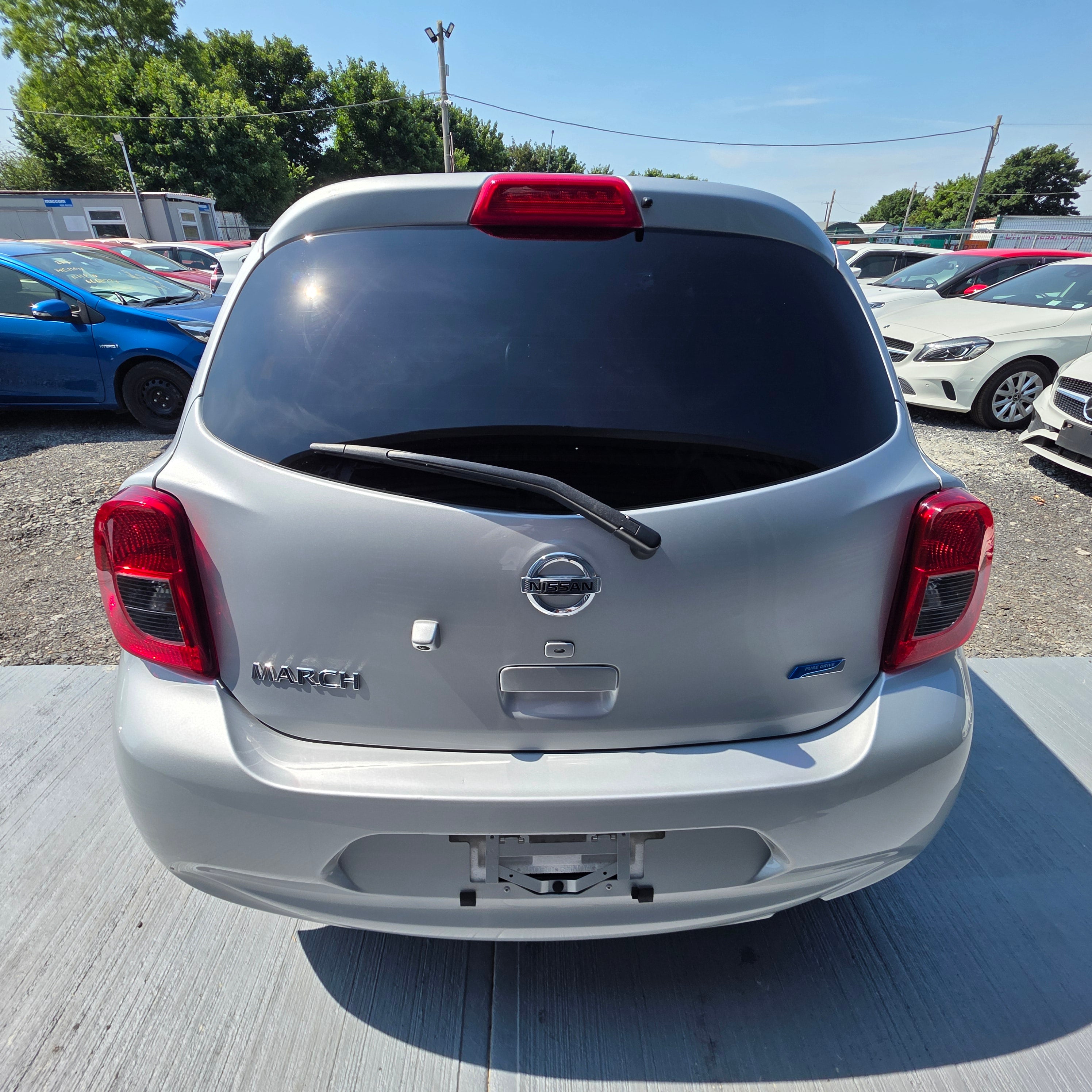 Nissan March Automatic 2014
