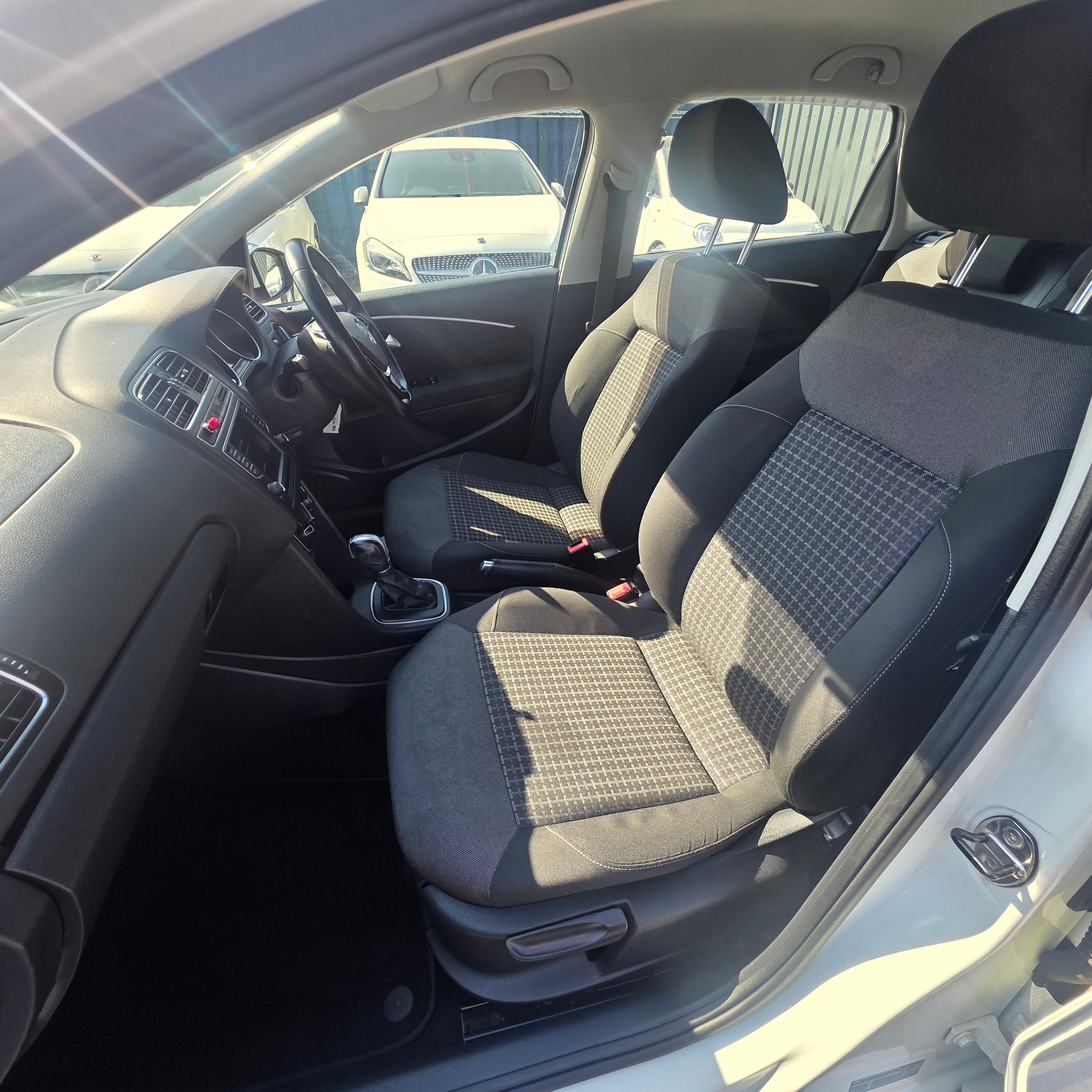 Volkswagen Polo Automatic 2015