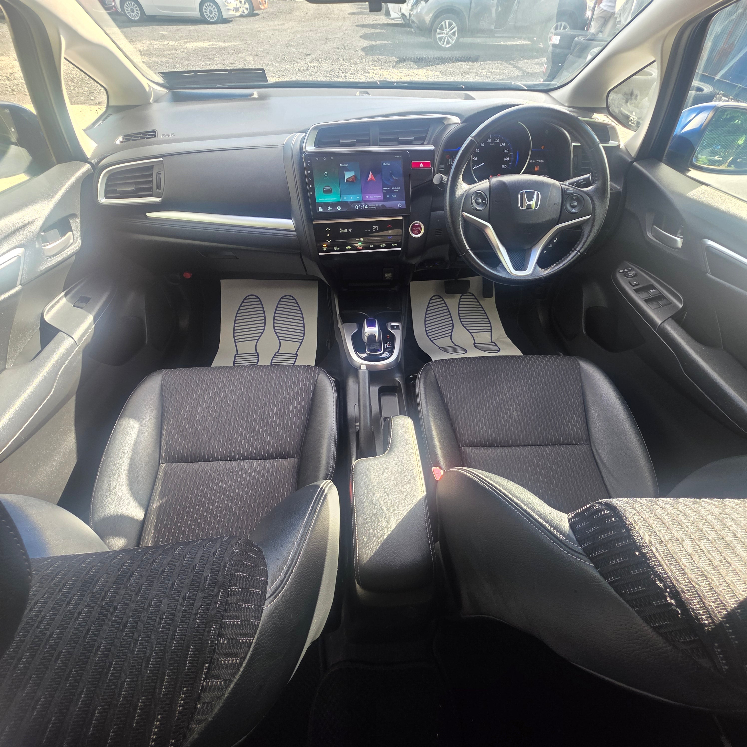 Honda Fit Hybrid Automatic 2017 Low Miles