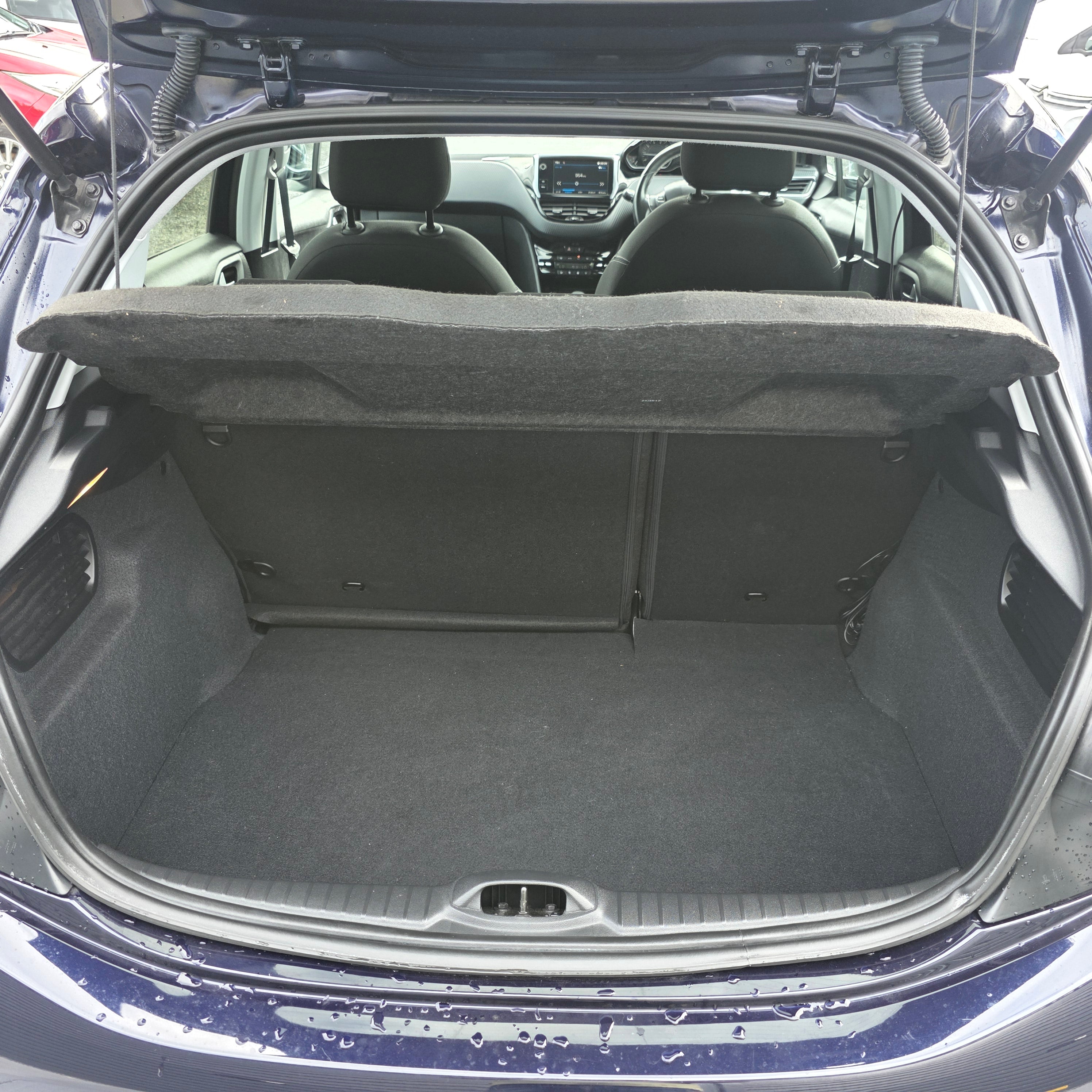 Peugeot 208 Automatic 2016 Low Miles