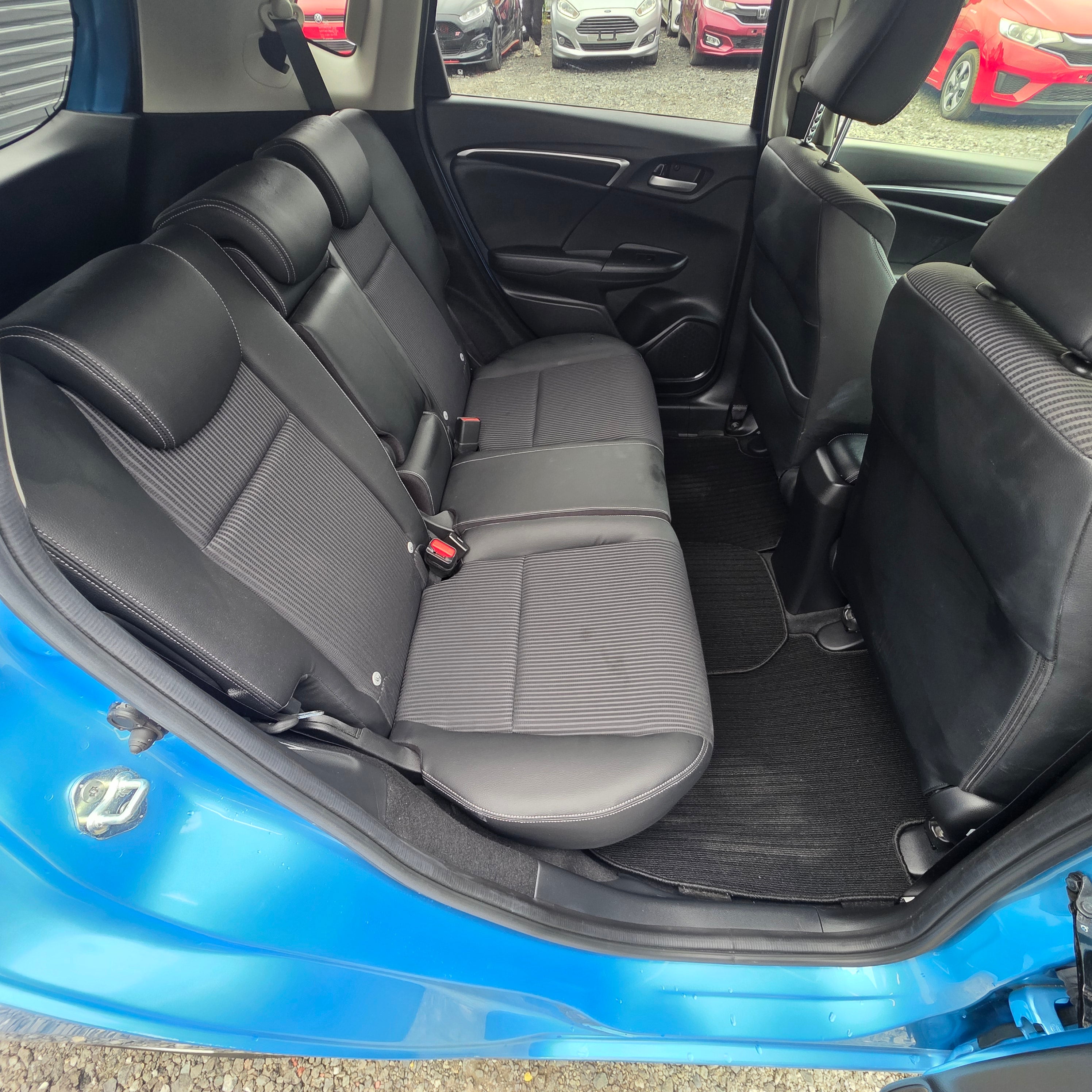 Honda Fit Hybrid Automatic 2017 Low Miles Leather