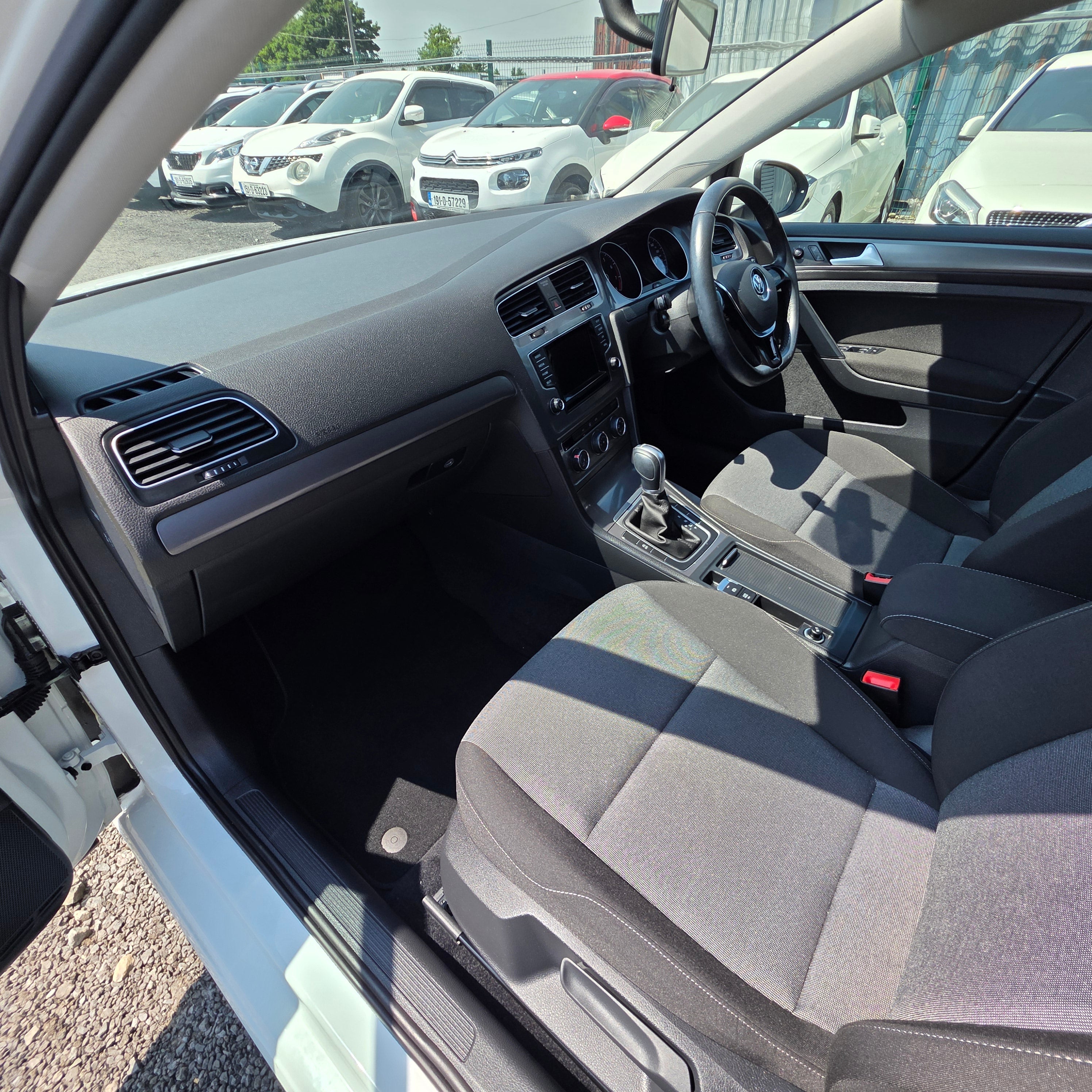 Volkswagen Golf 2015 Automatic
