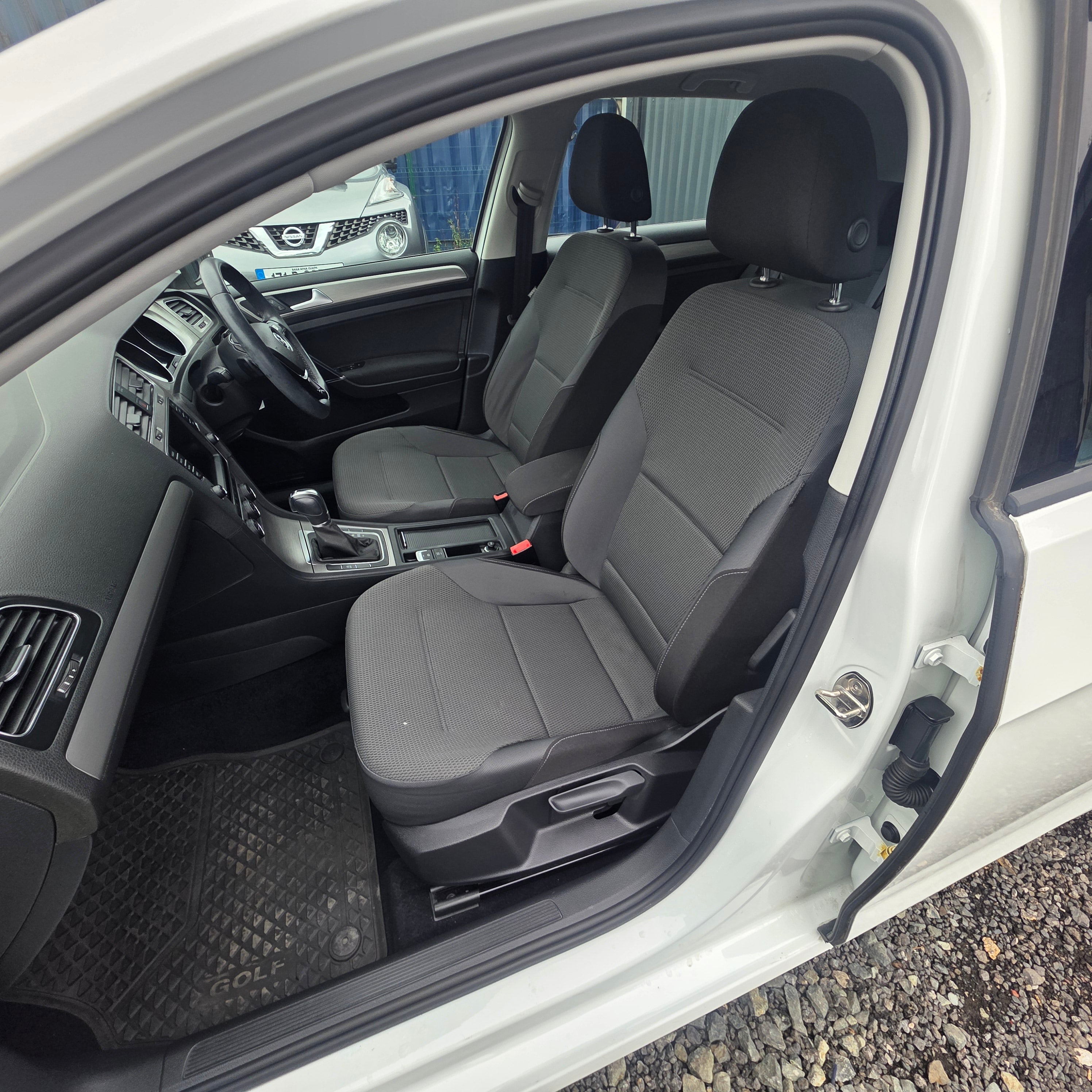 Volkswagen Golf Automatic 2014 Low Miles