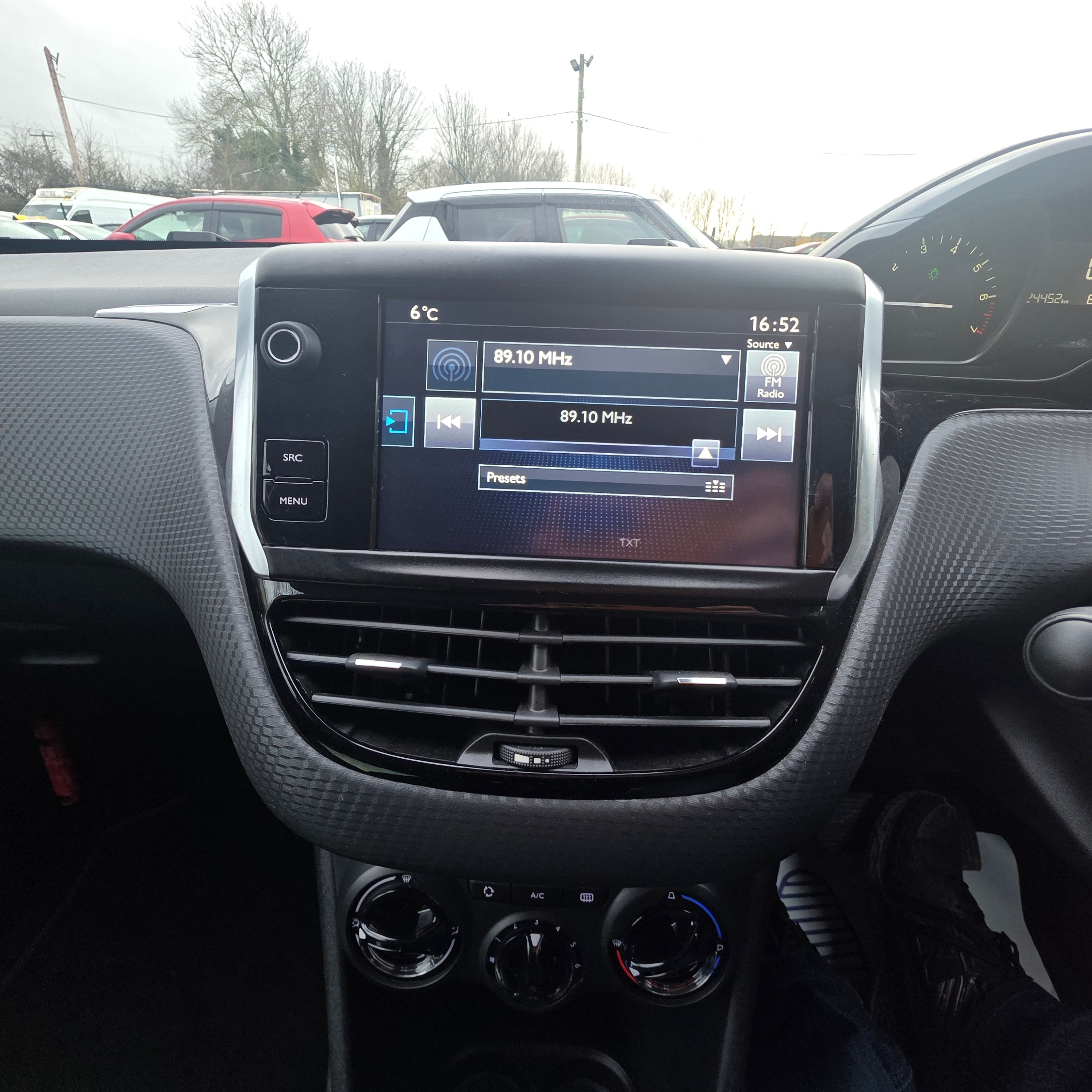 Peugeot 208 Automatic 2017 Low Miles