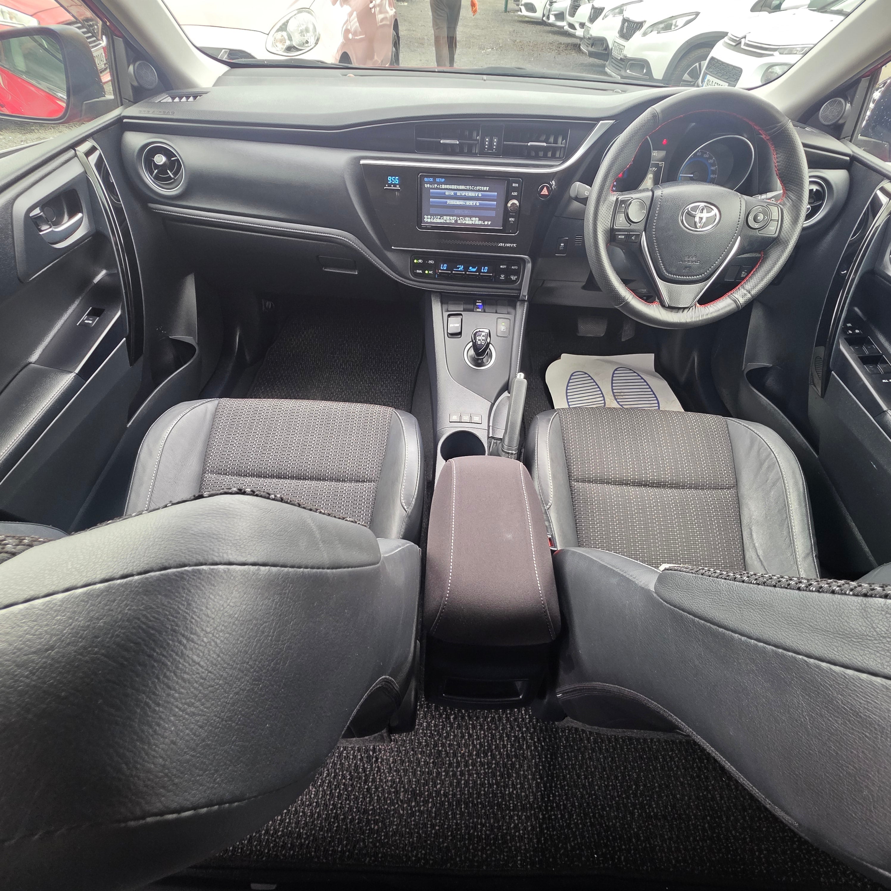 Toyota Auris Hybrid Automatic 2017 Low Miles