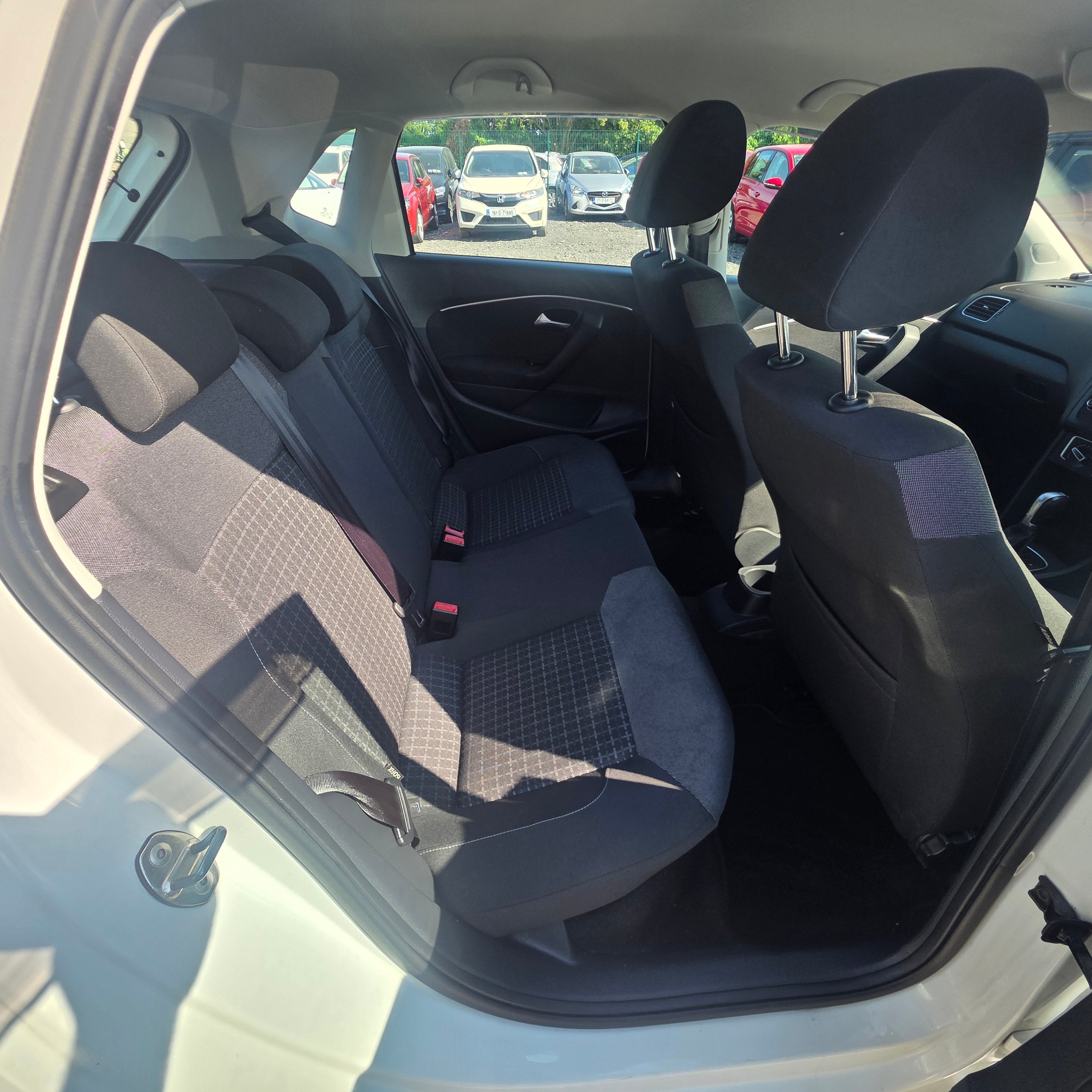 Volkswagen Polo Automatic 2015