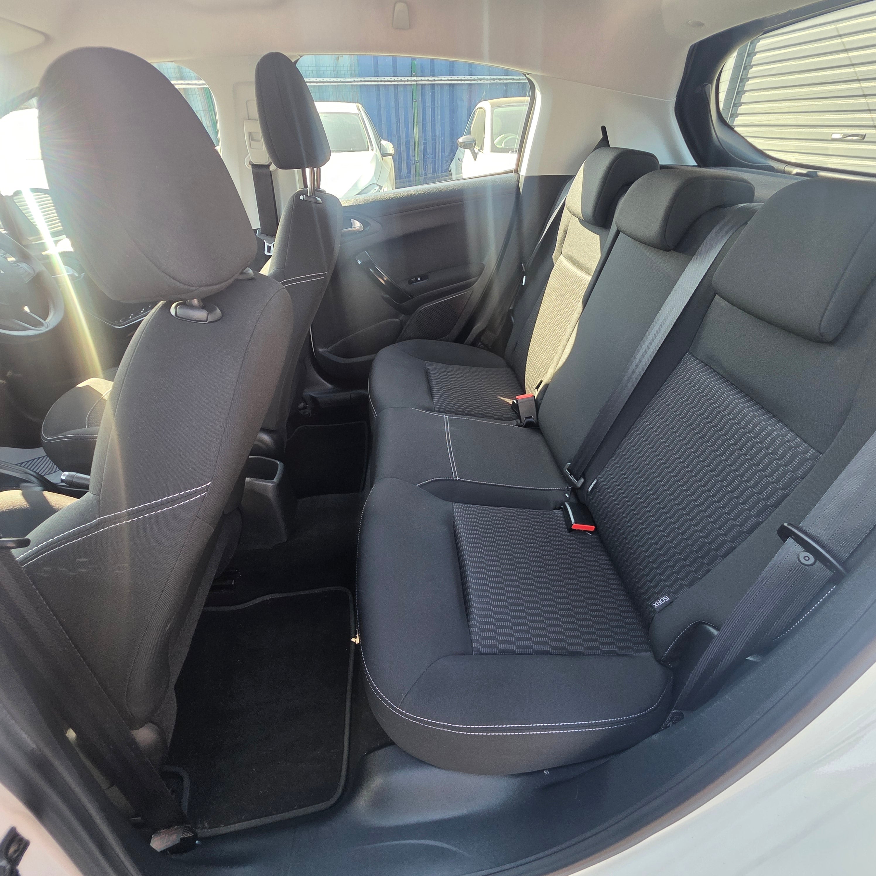 Peugeot 208 Automatic 2017