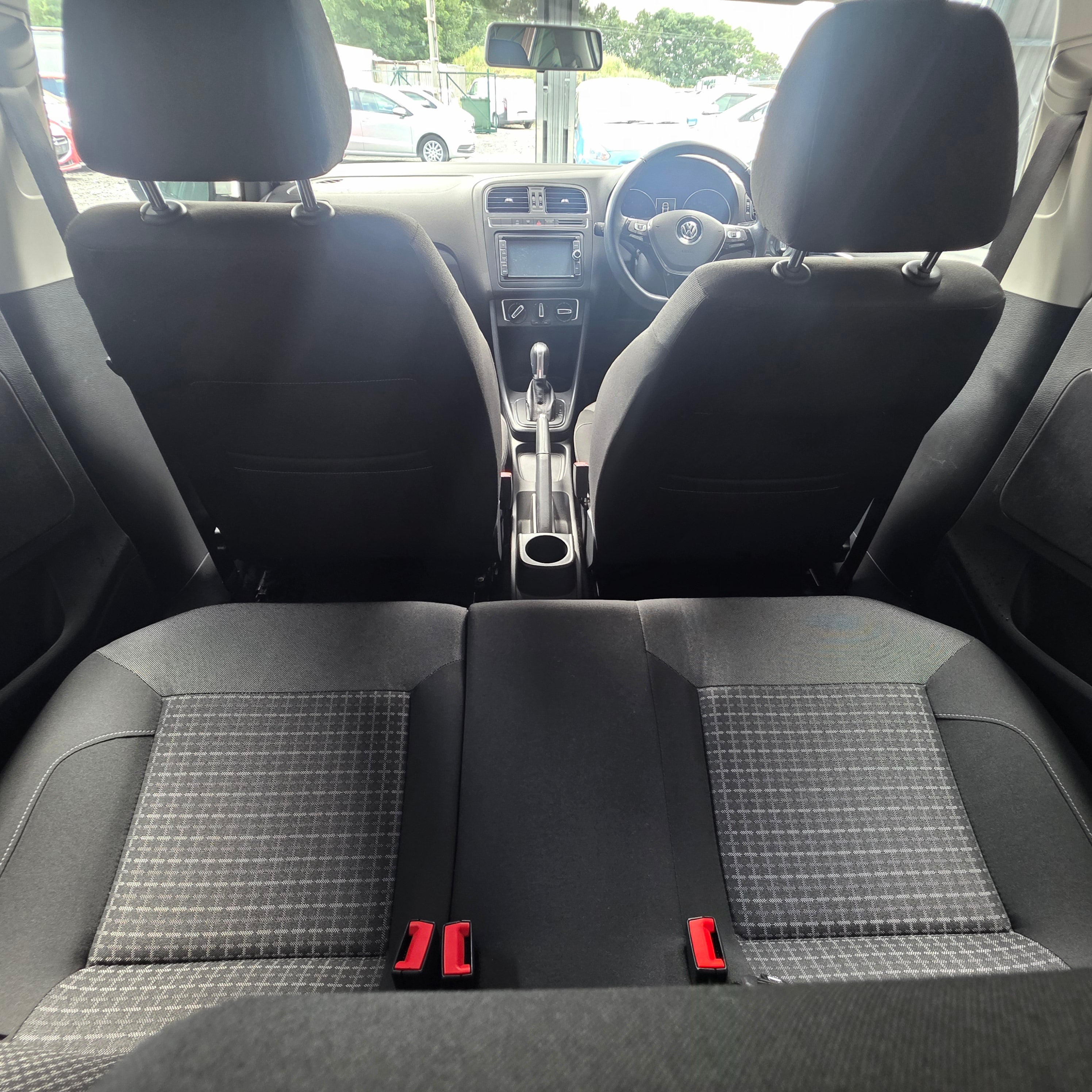 Volkswagen Polo Automatic 2014