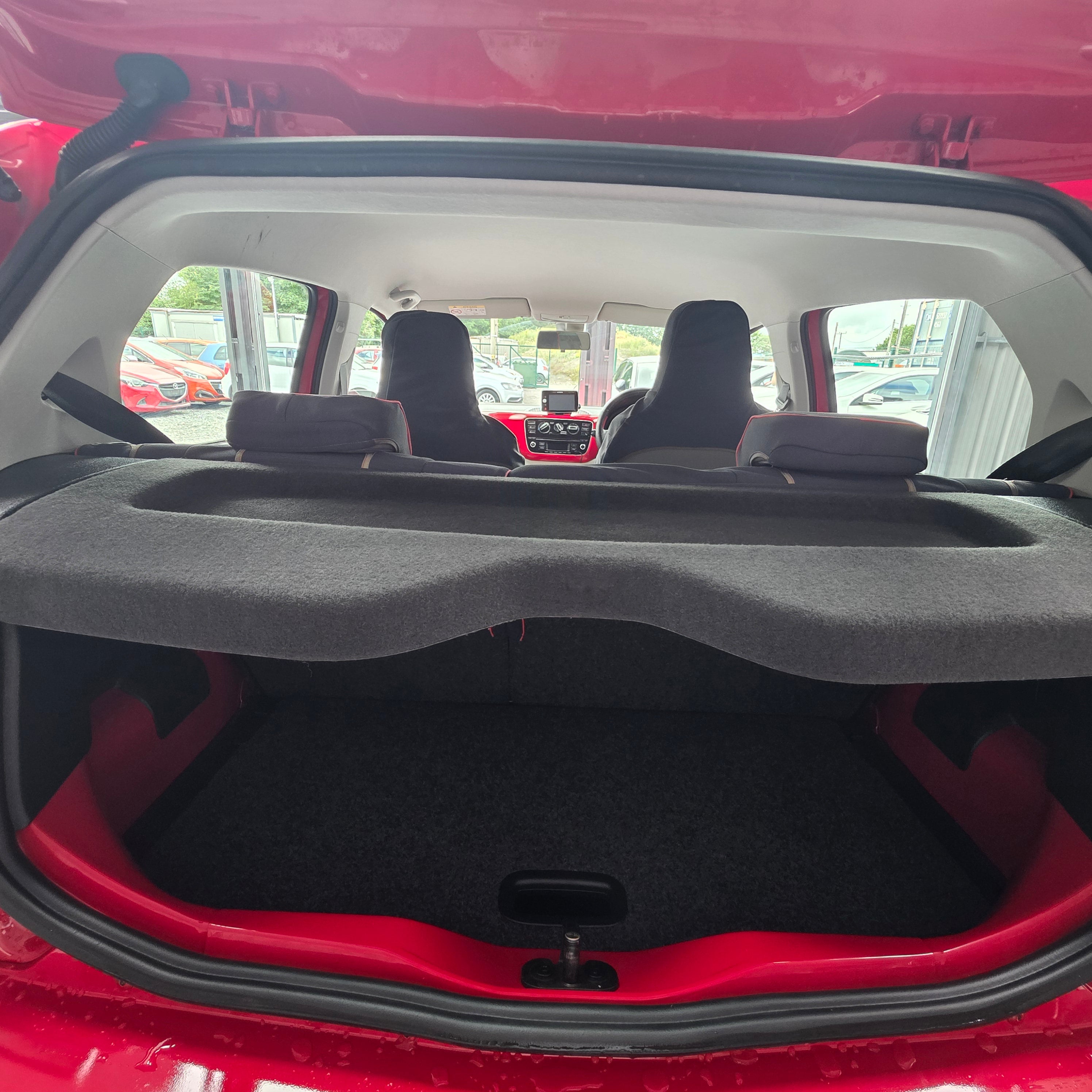 Volkswagen Up Automatic 2015
