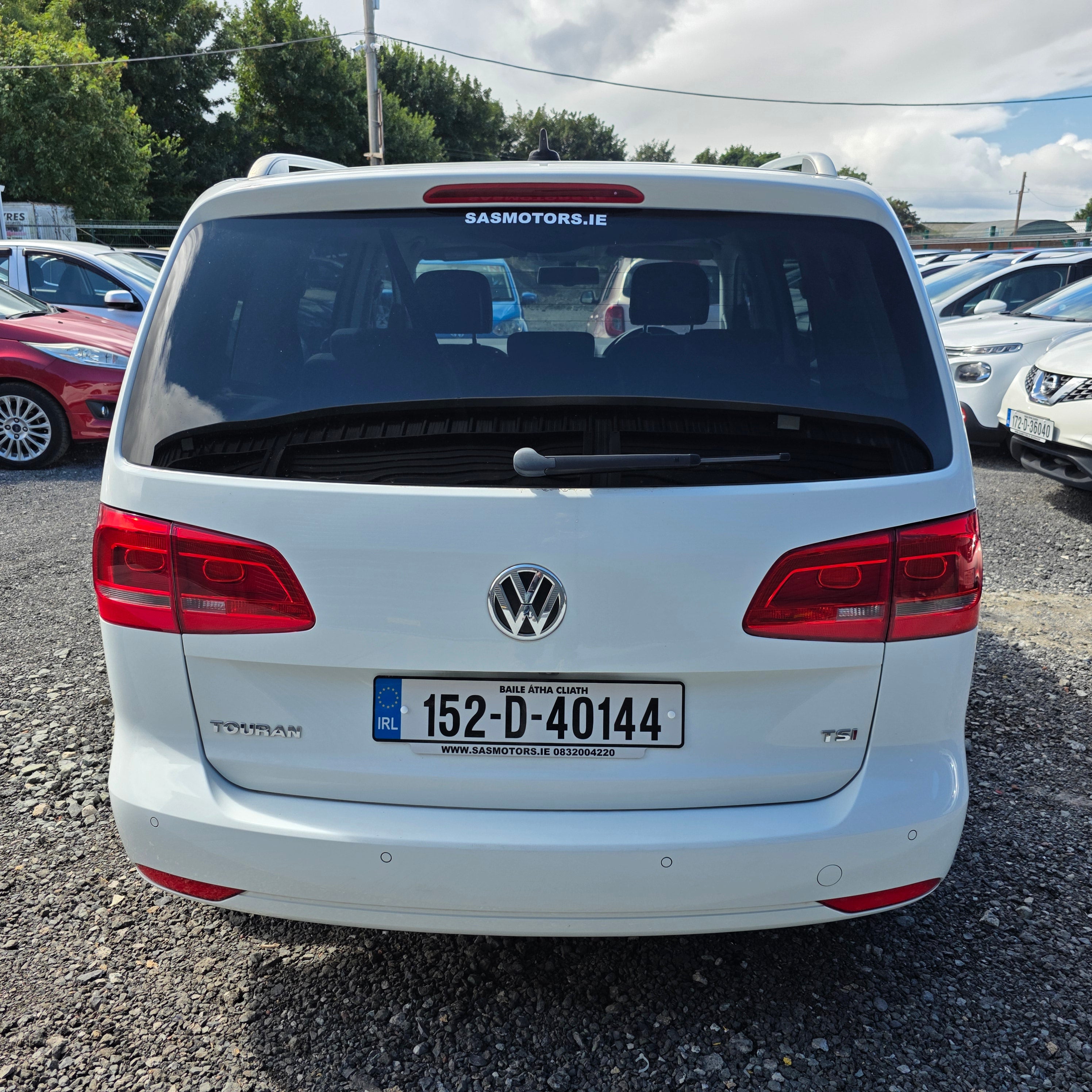 Volkswagen Touran Automatic 2015 Highline