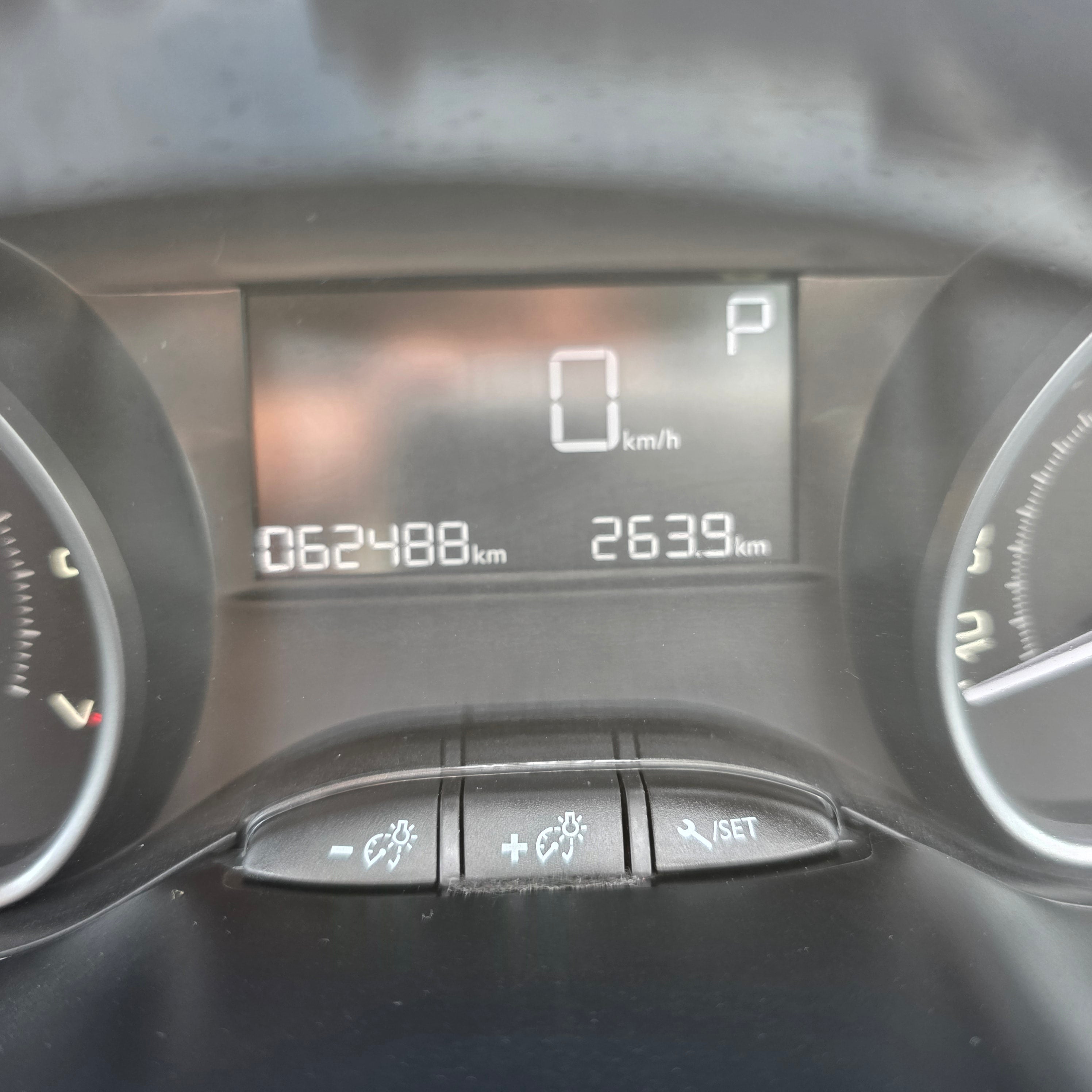 Peugeot 208 Automatic 2016 Low Miles