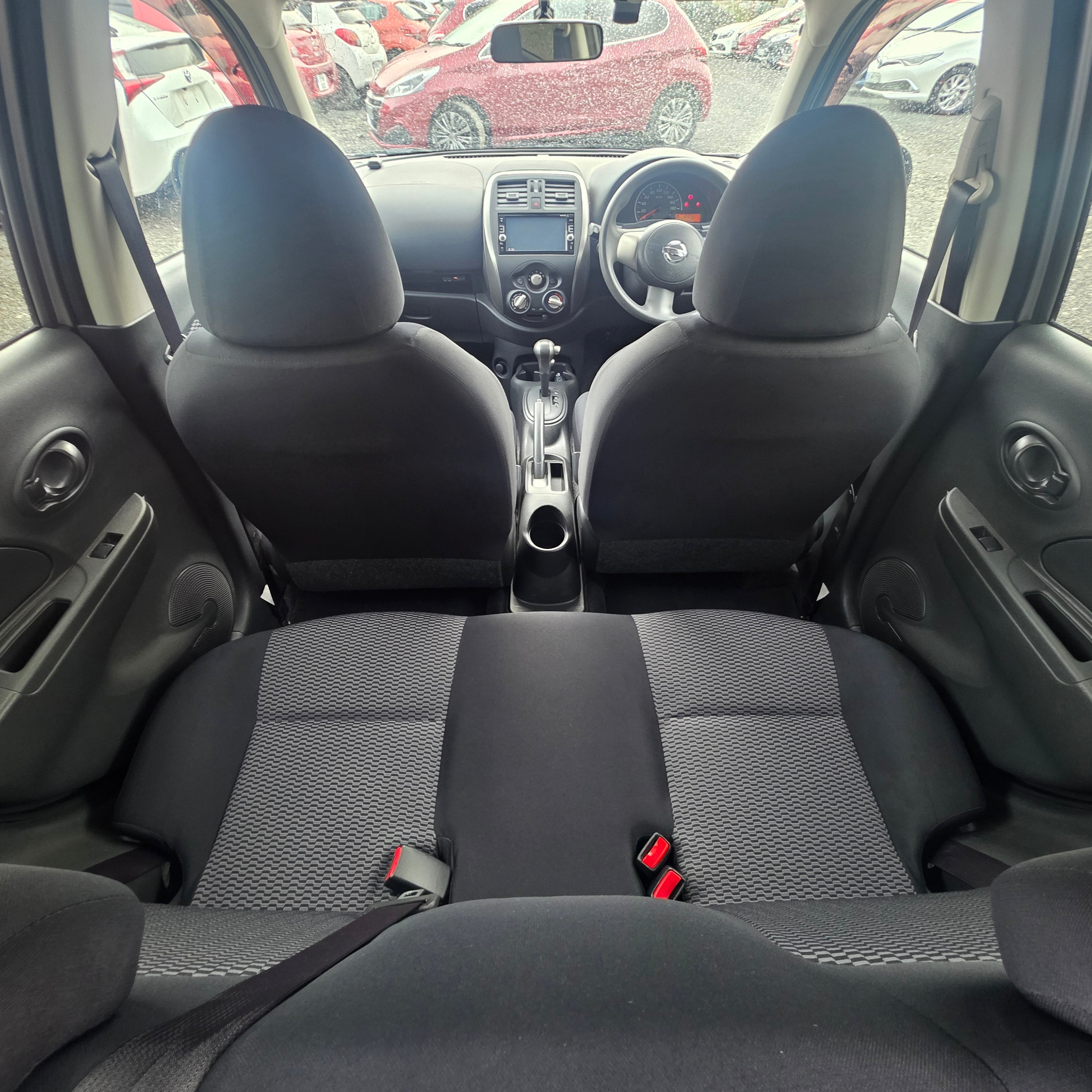 Nissan March Automatic 2015