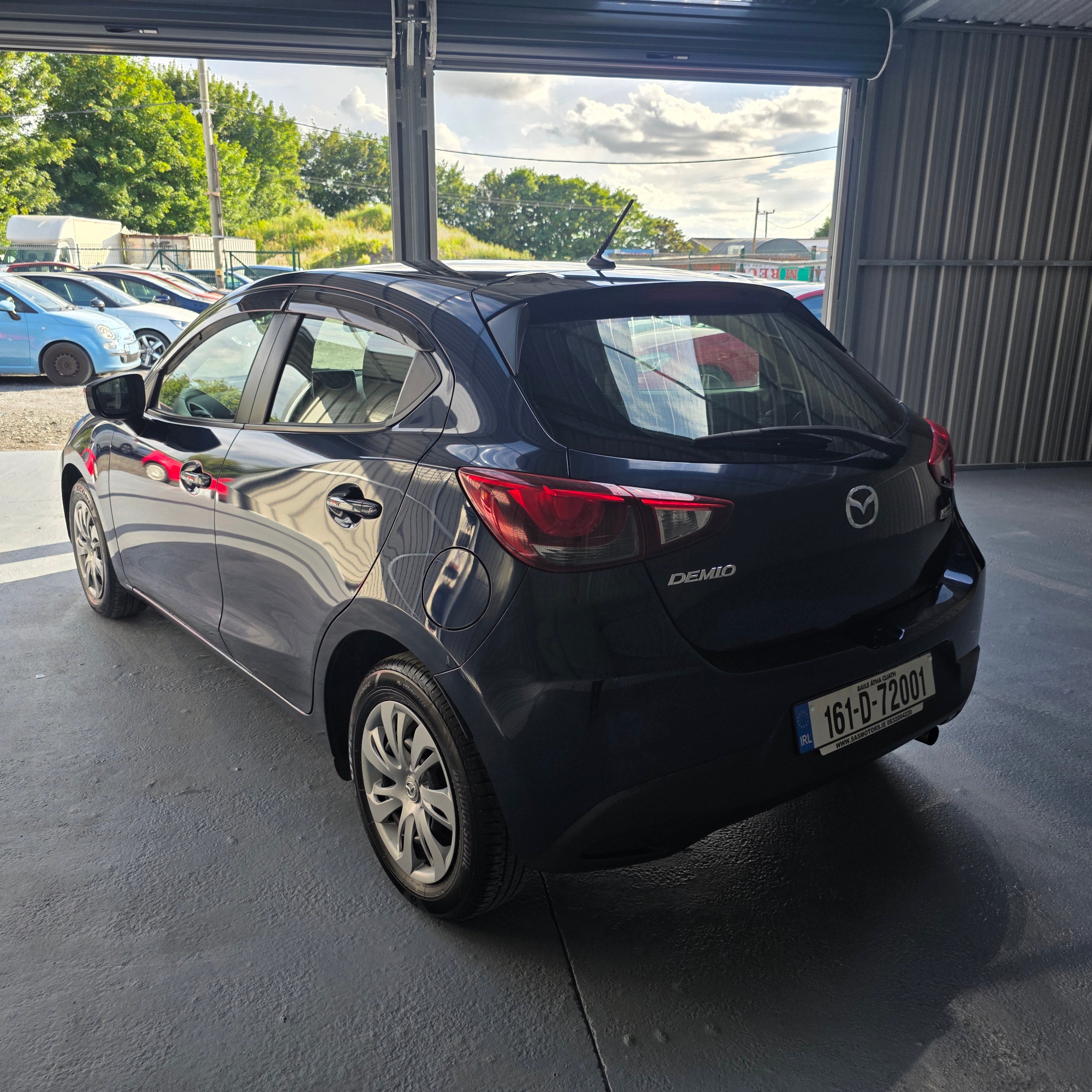 Mazda Demio Automatic 2016
