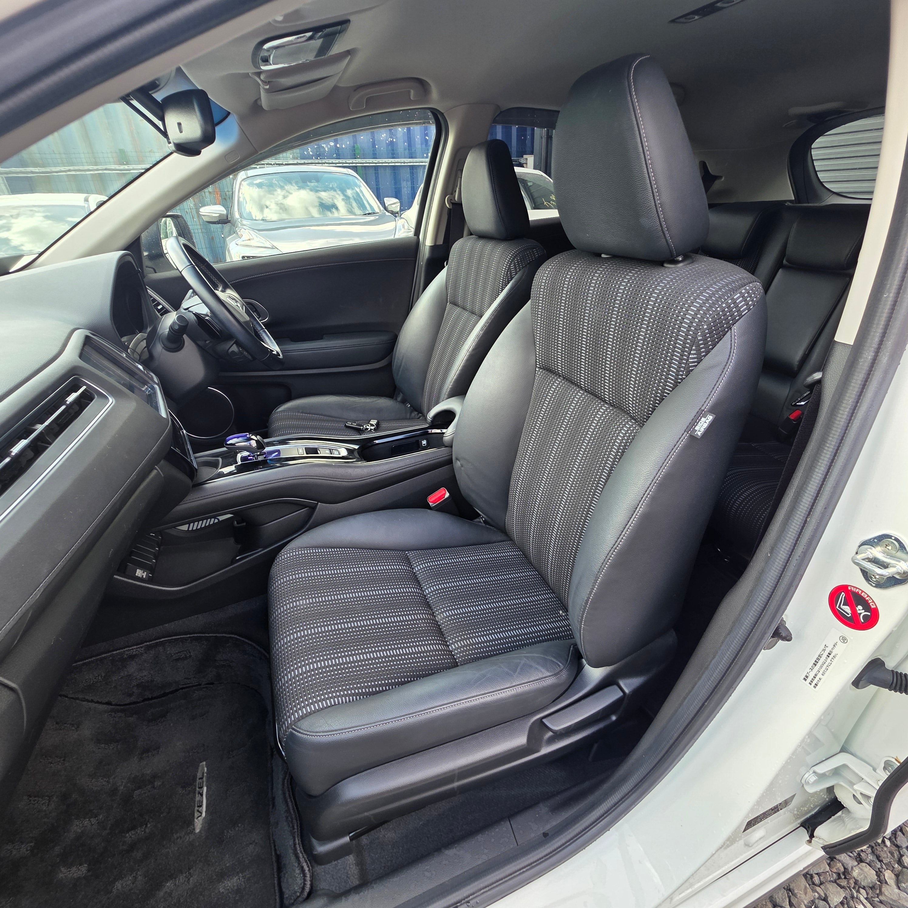 Honda Vezel Hybrid Automatic 2017 Low Miles