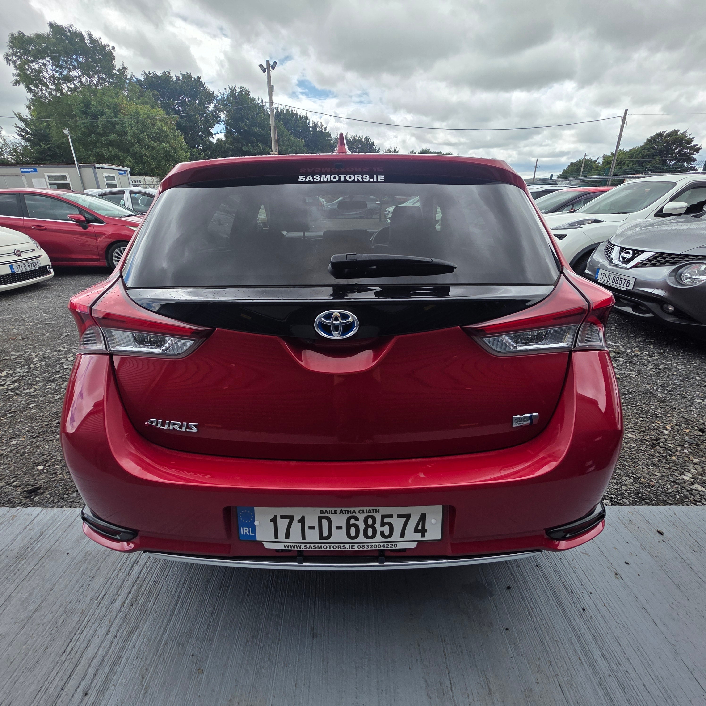 Toyota Auris Hybrid Automatic 2017 Low Miles