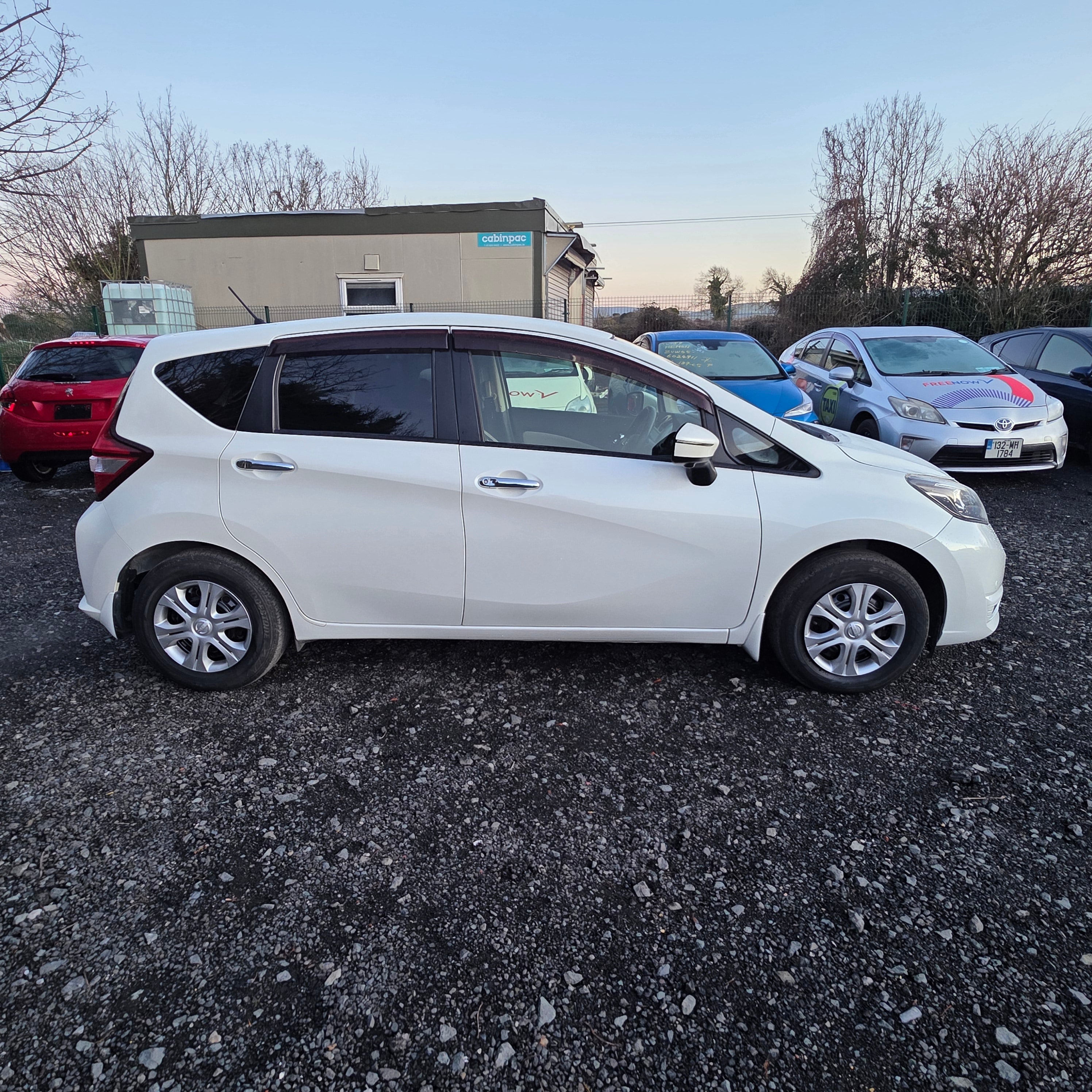 Nissan Note 2017 Automatic