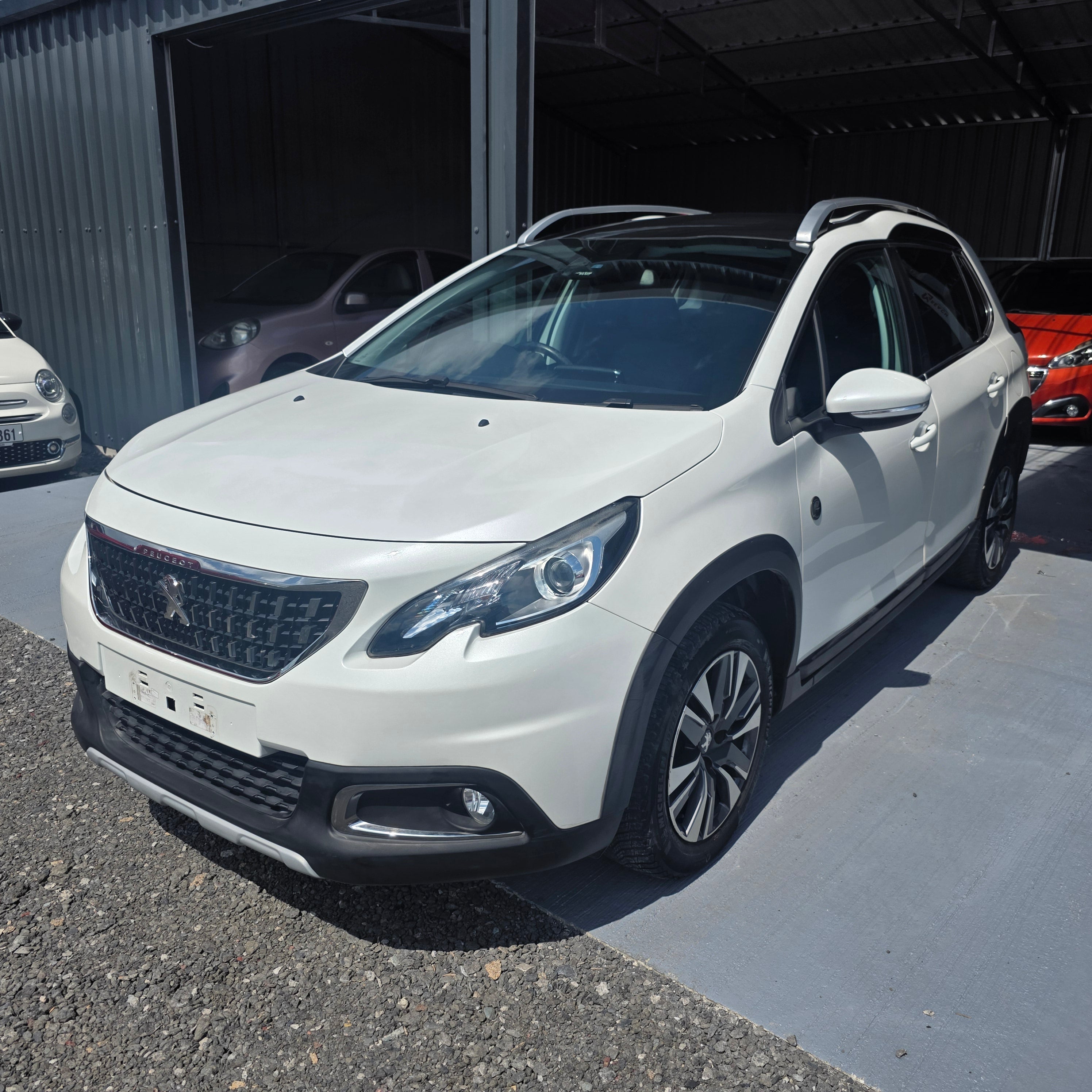 Peugeot 2008 Automatic 2017 Top Spec Panoramic Sunroof