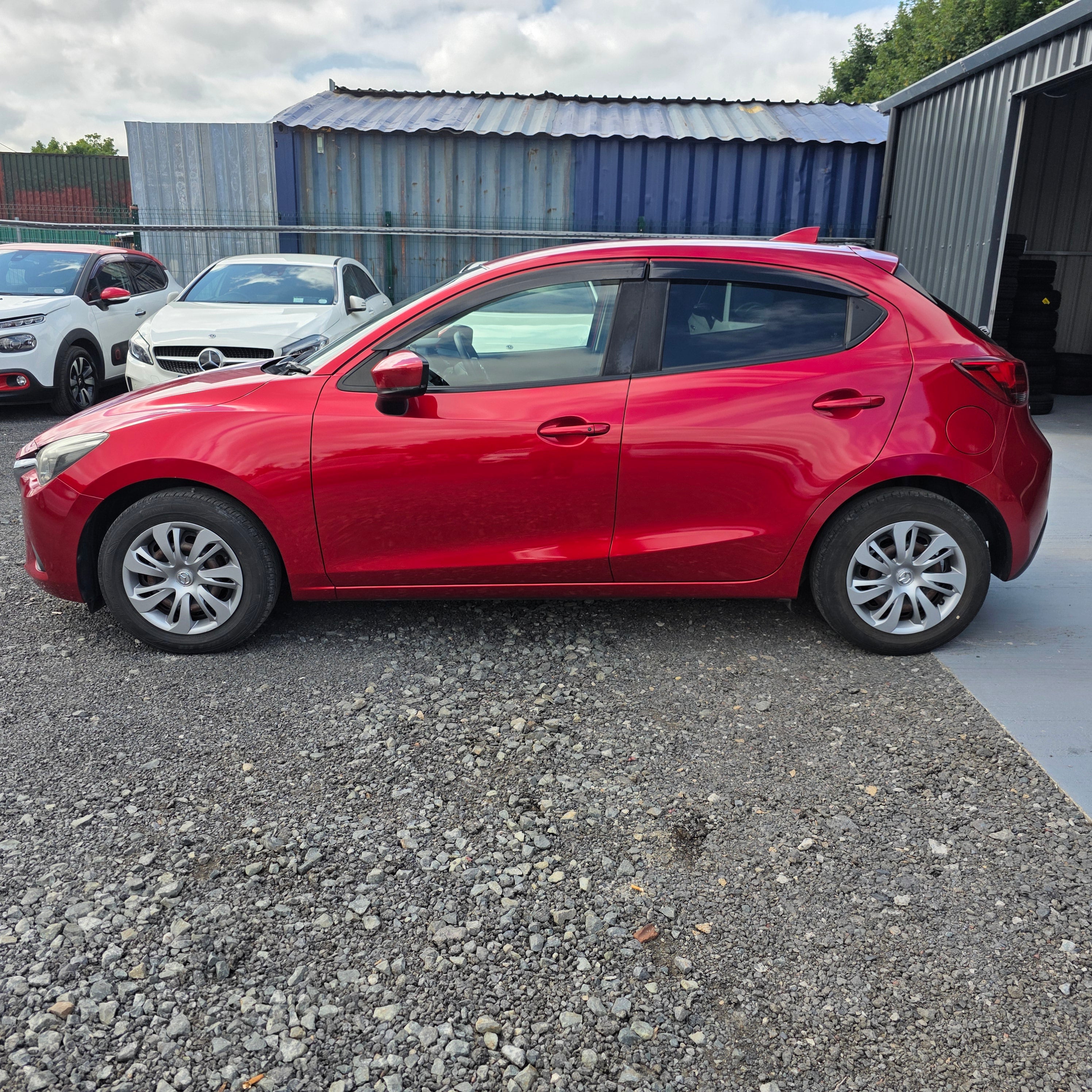 Mazda Demio Automatic 2016
