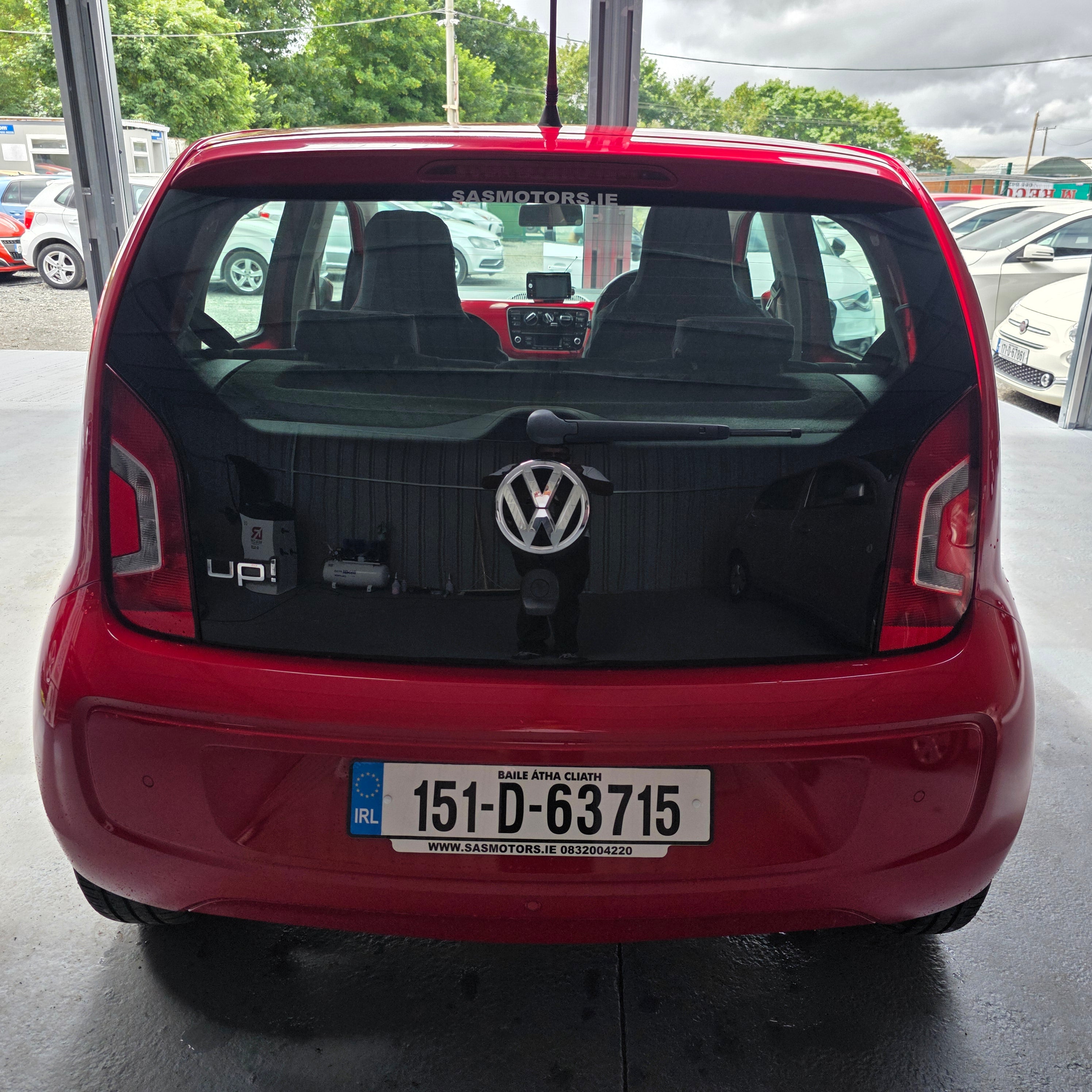 Volkswagen Up Automatic 2015