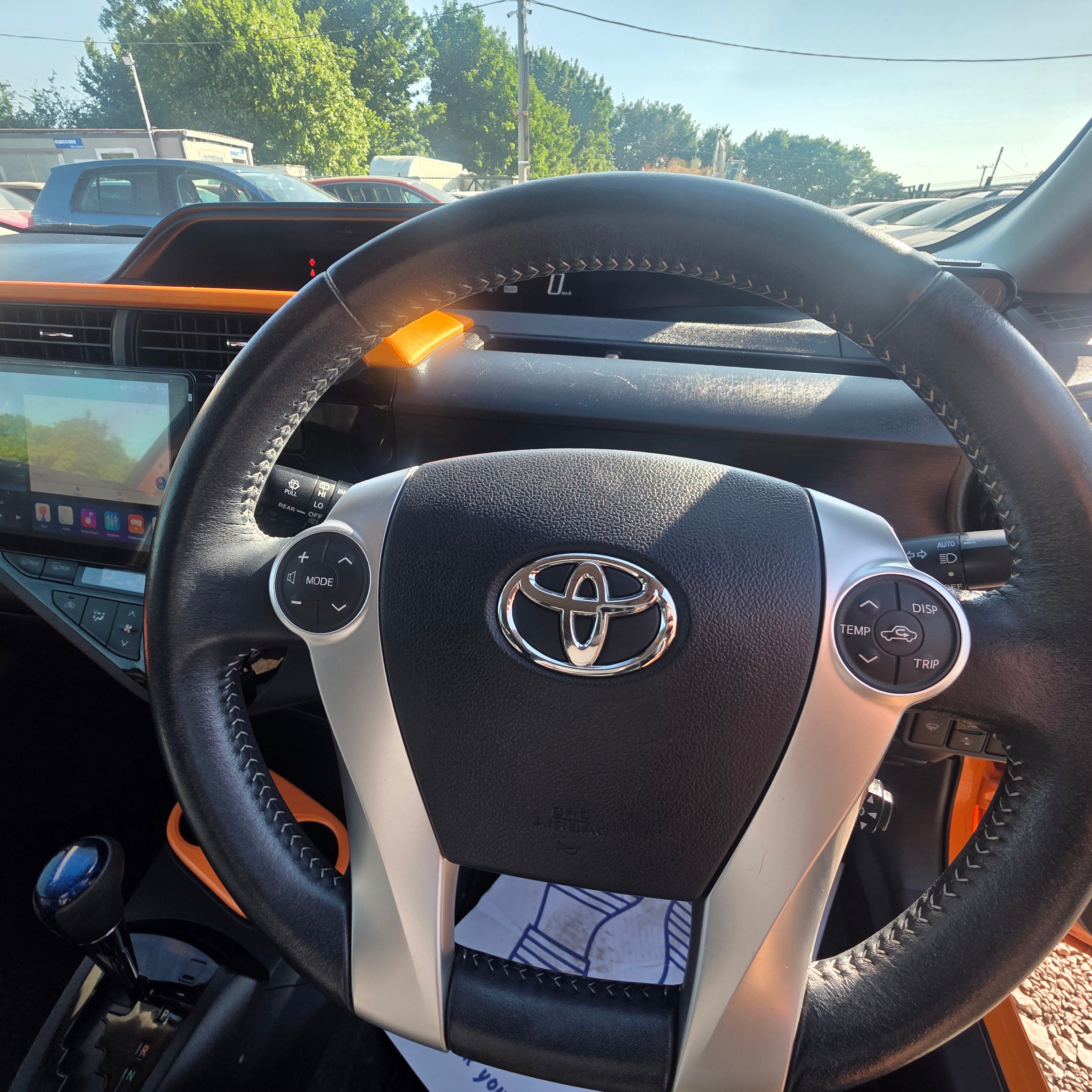 Toyota Aqua Automatic Hybrid 2017