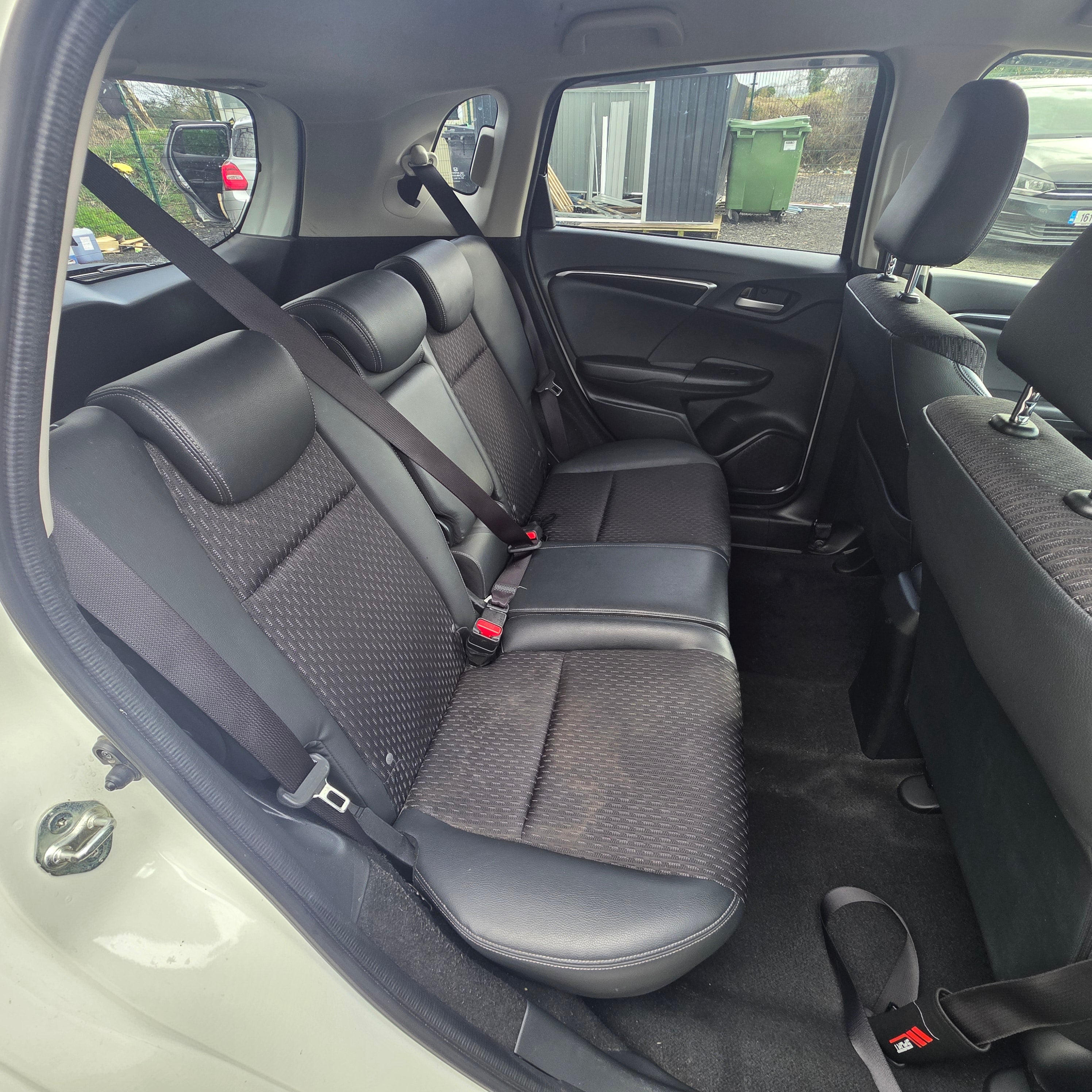 Honda Fit Hybrid Automatic 2014