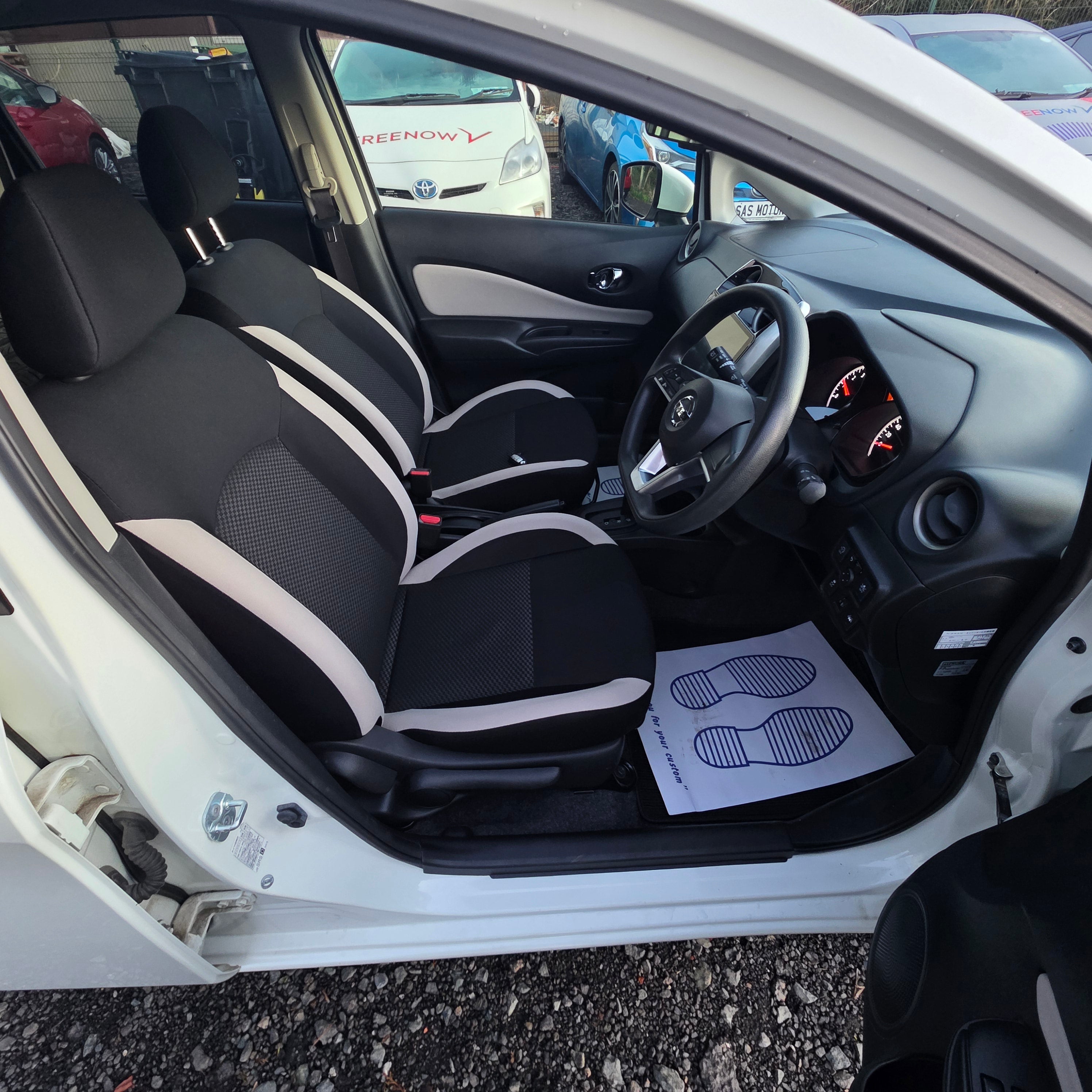 Nissan Note 2017 Automatic