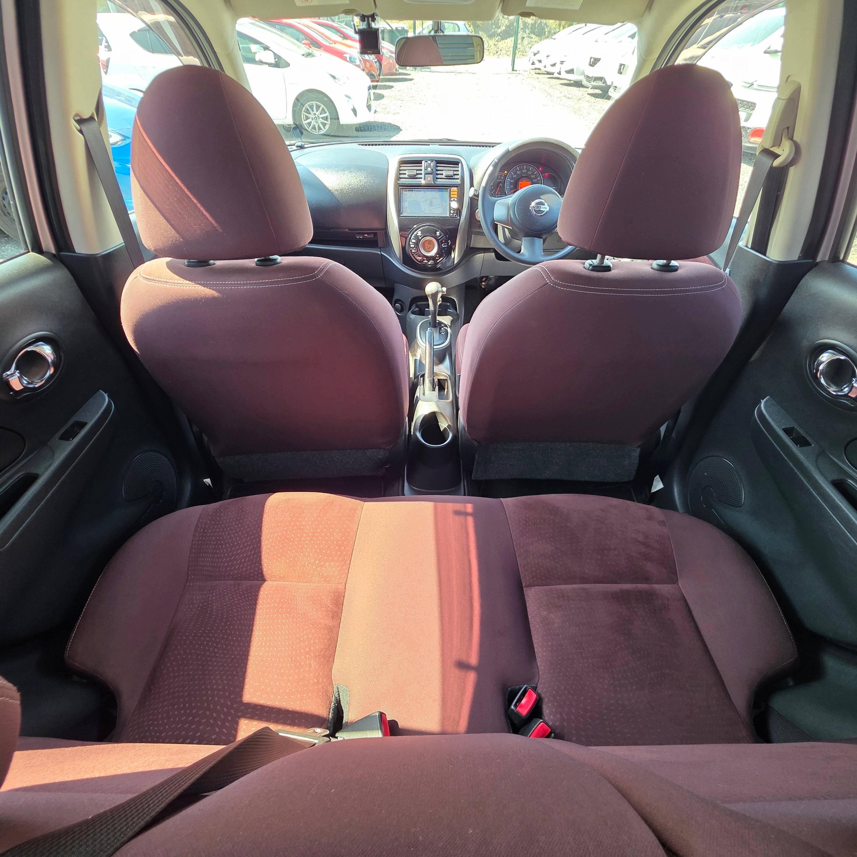 Nissan March Automatic 2014