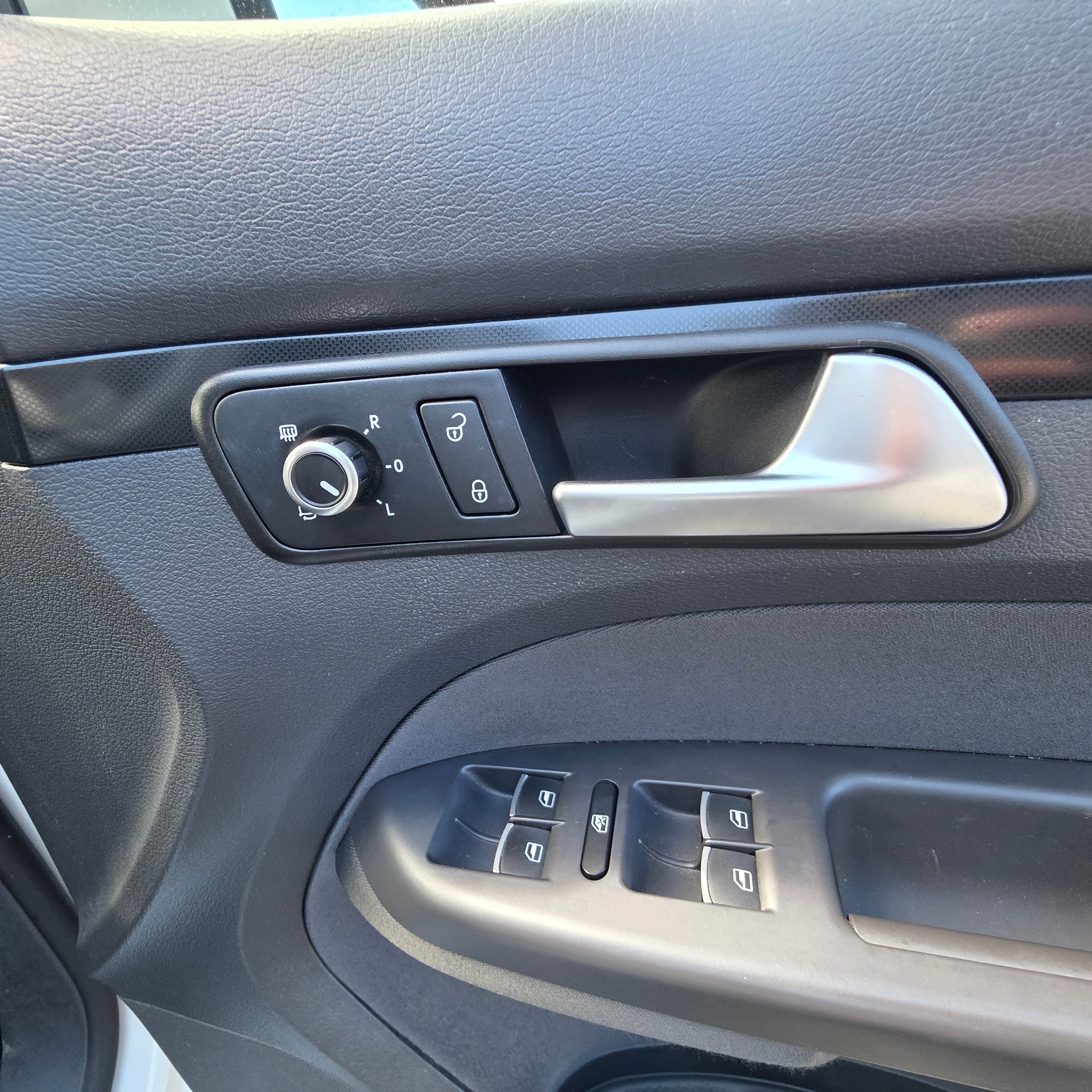 Volkswagen Touran Automatic 2015 Highline