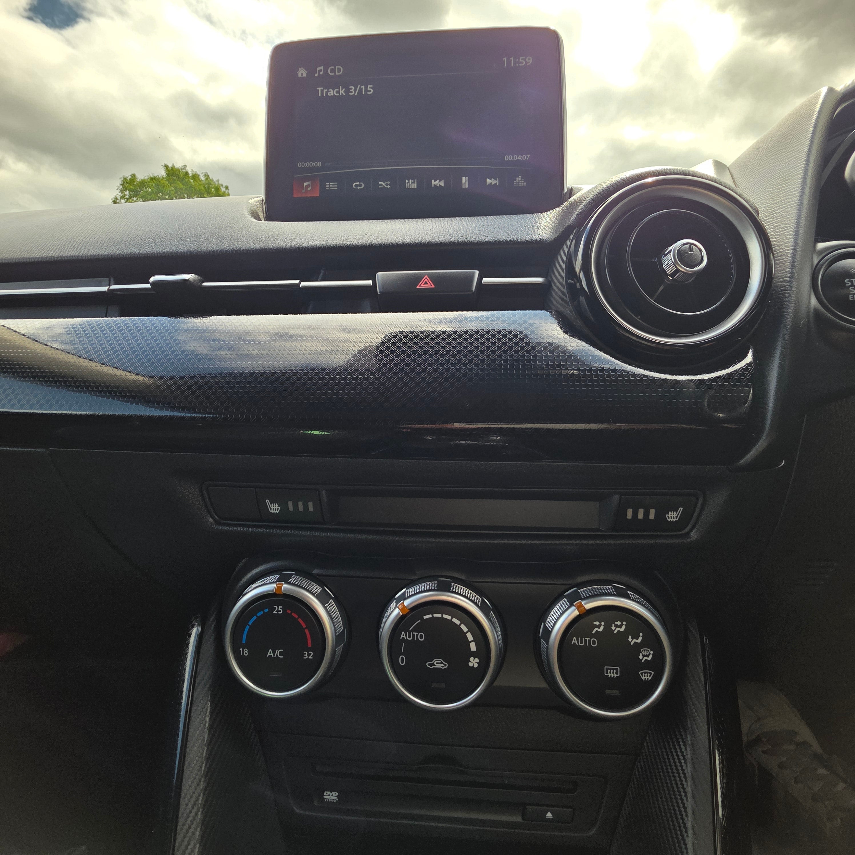 Mazda Demio Automatic 2016