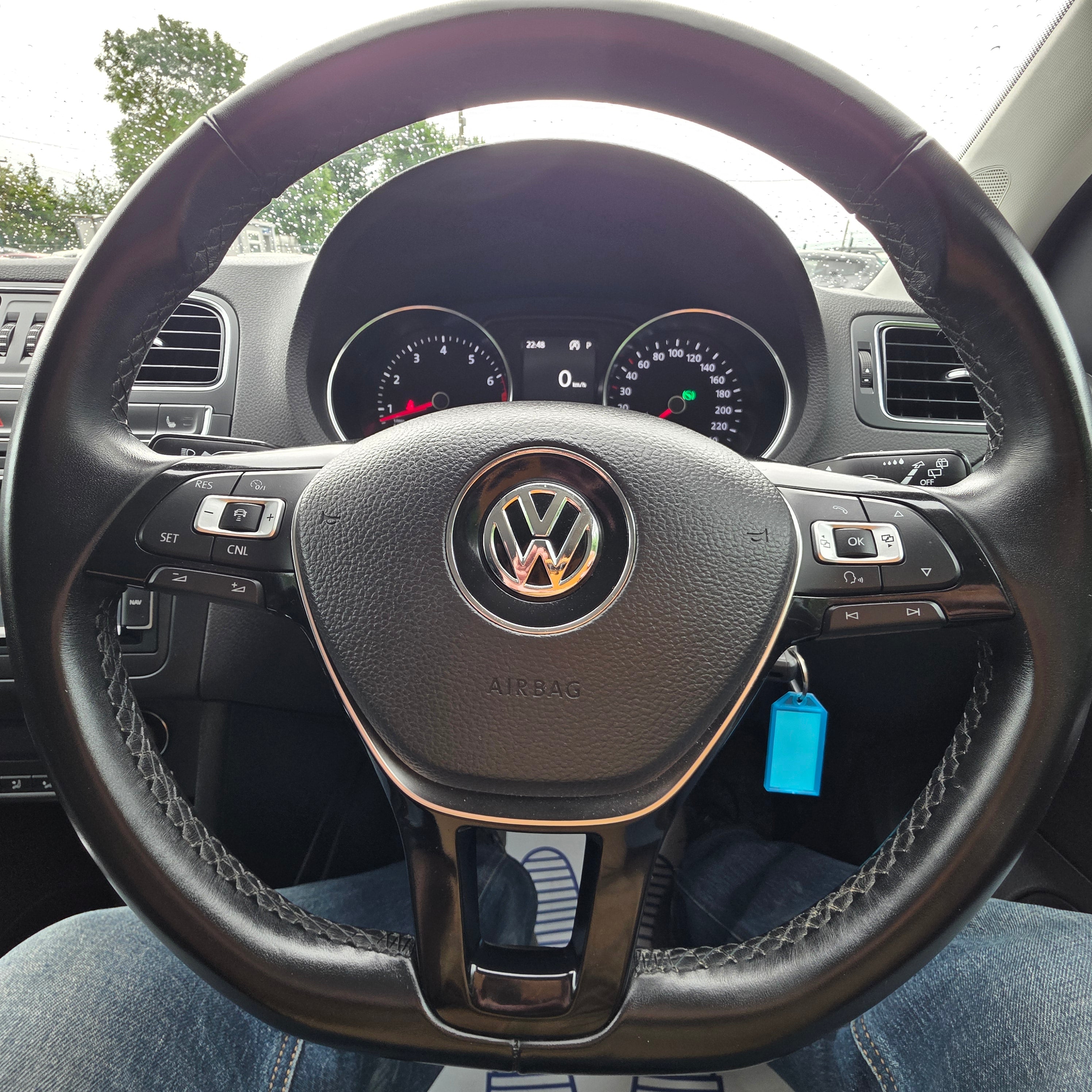 VW Polo Automatic 2017 Heated Semi Leather Seats Low Miles