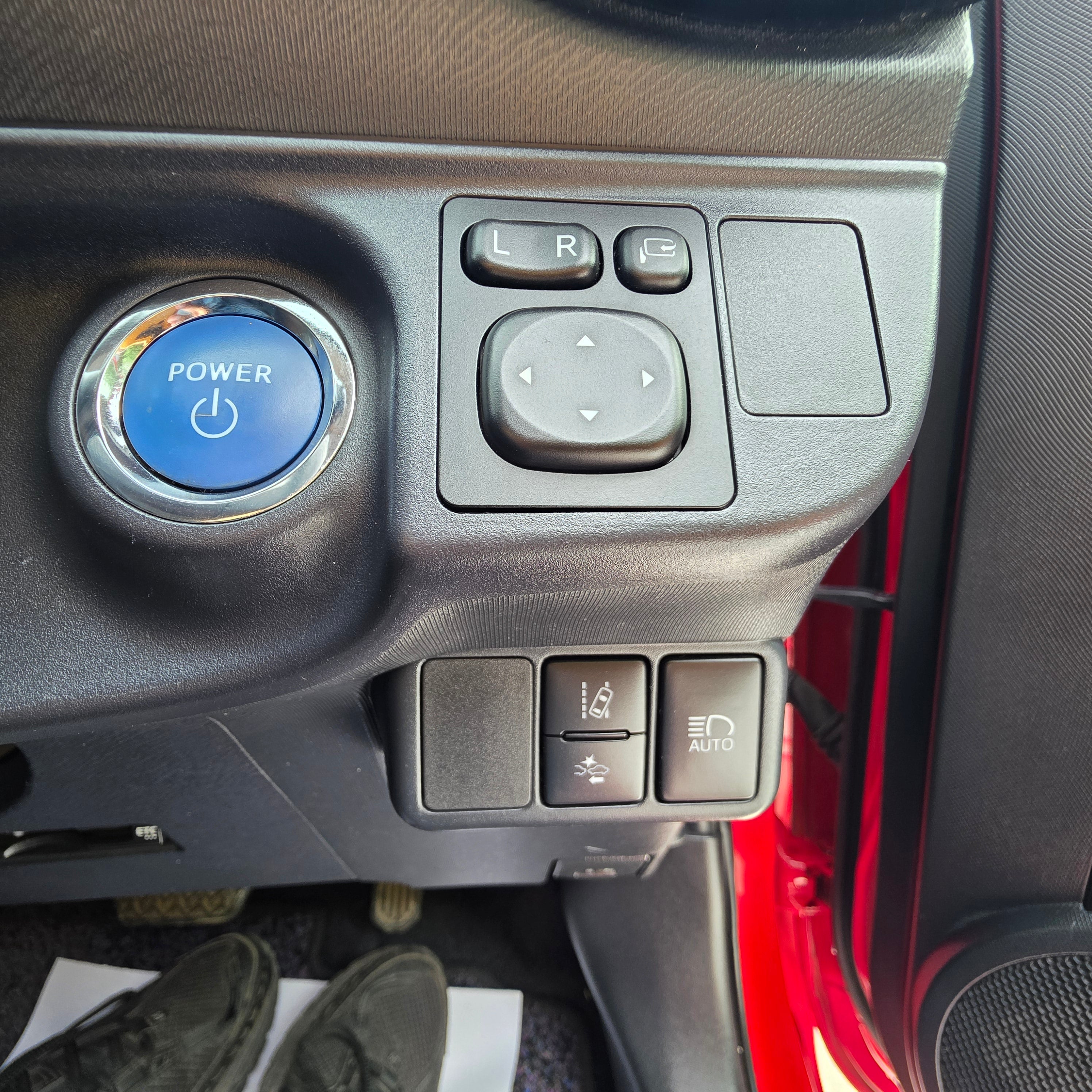 Toyota Aqua Hybrid Automatic 2018 Low Miles High Spec