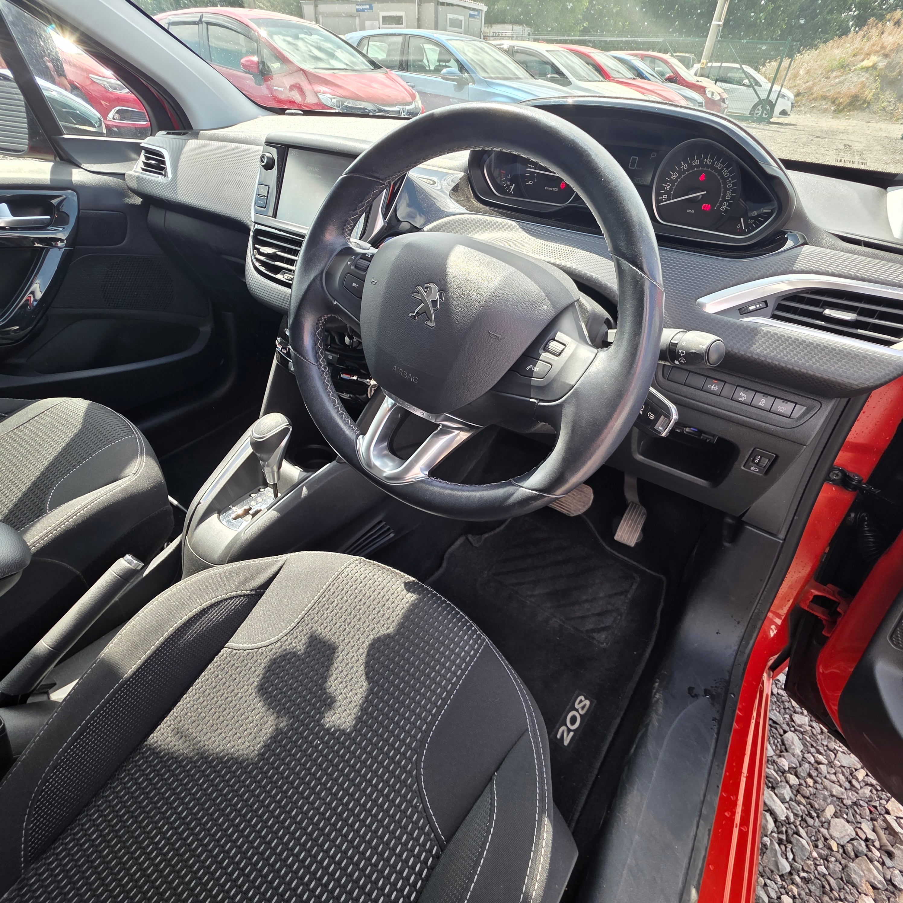 Peugeot 208 Automatic 2017 Low Miles