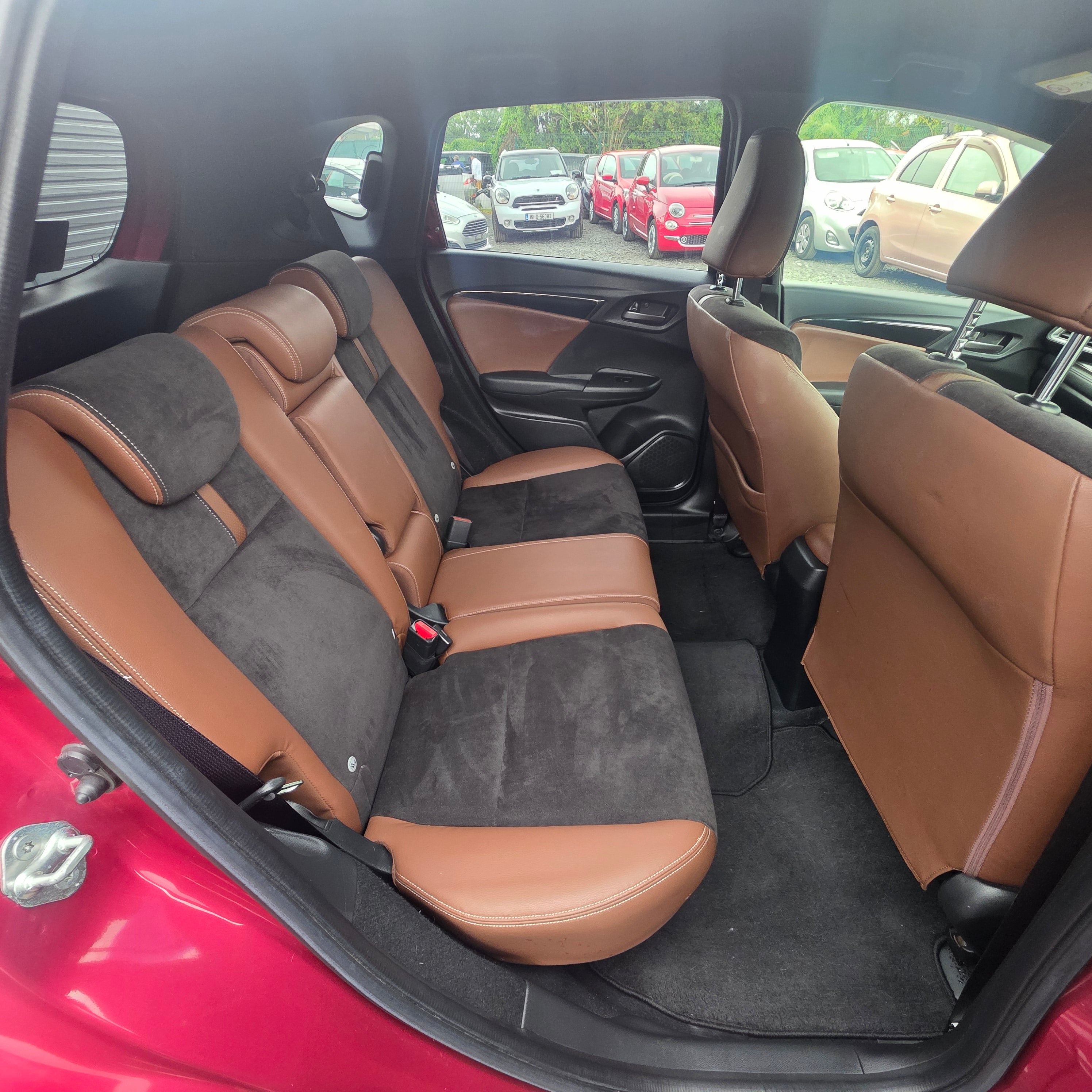Honda Fit Hybrid Automatic 2018 Leather interior