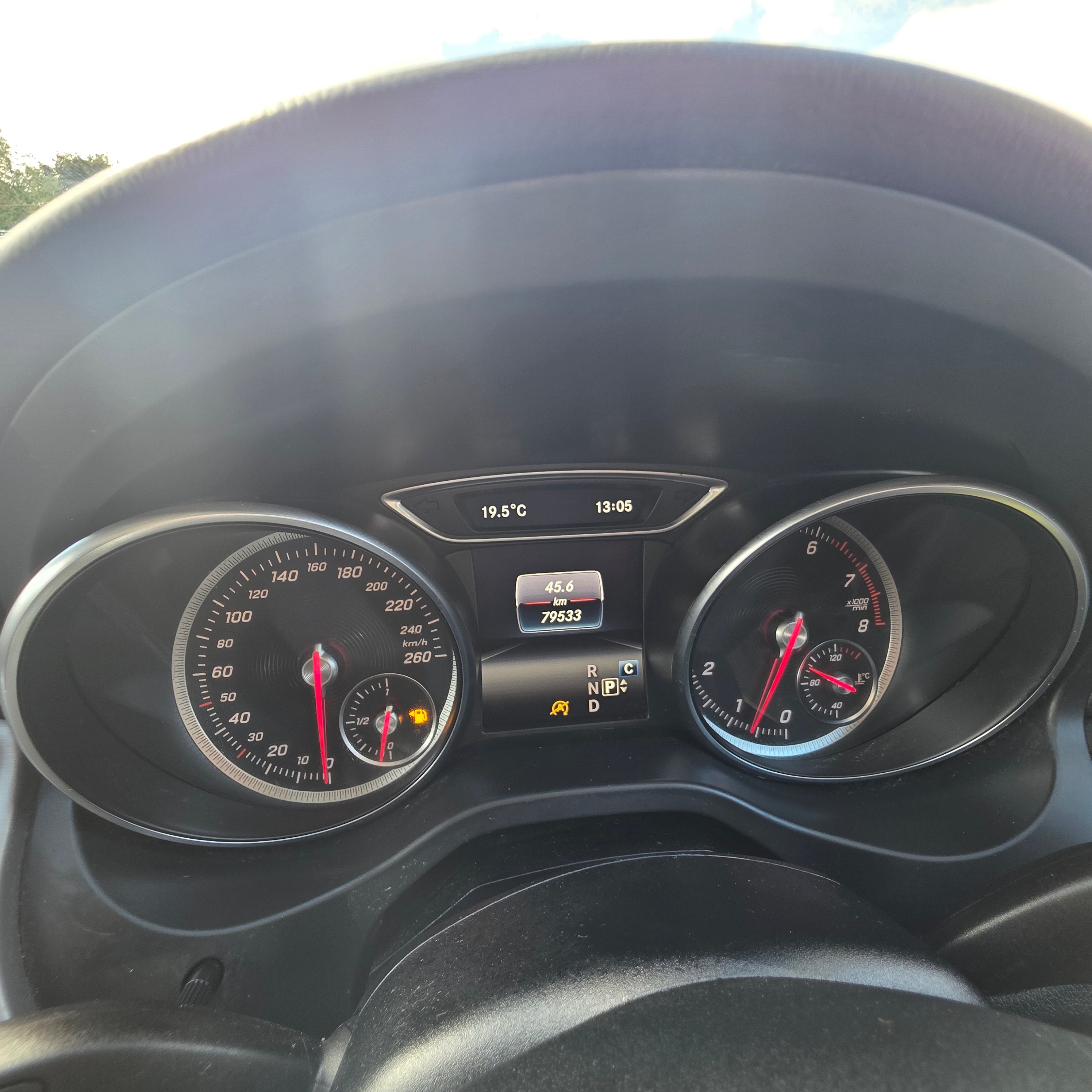 Mercedes-Benz CLA-180 AMG AUTOMATIC PANORAMIC SUNROOF