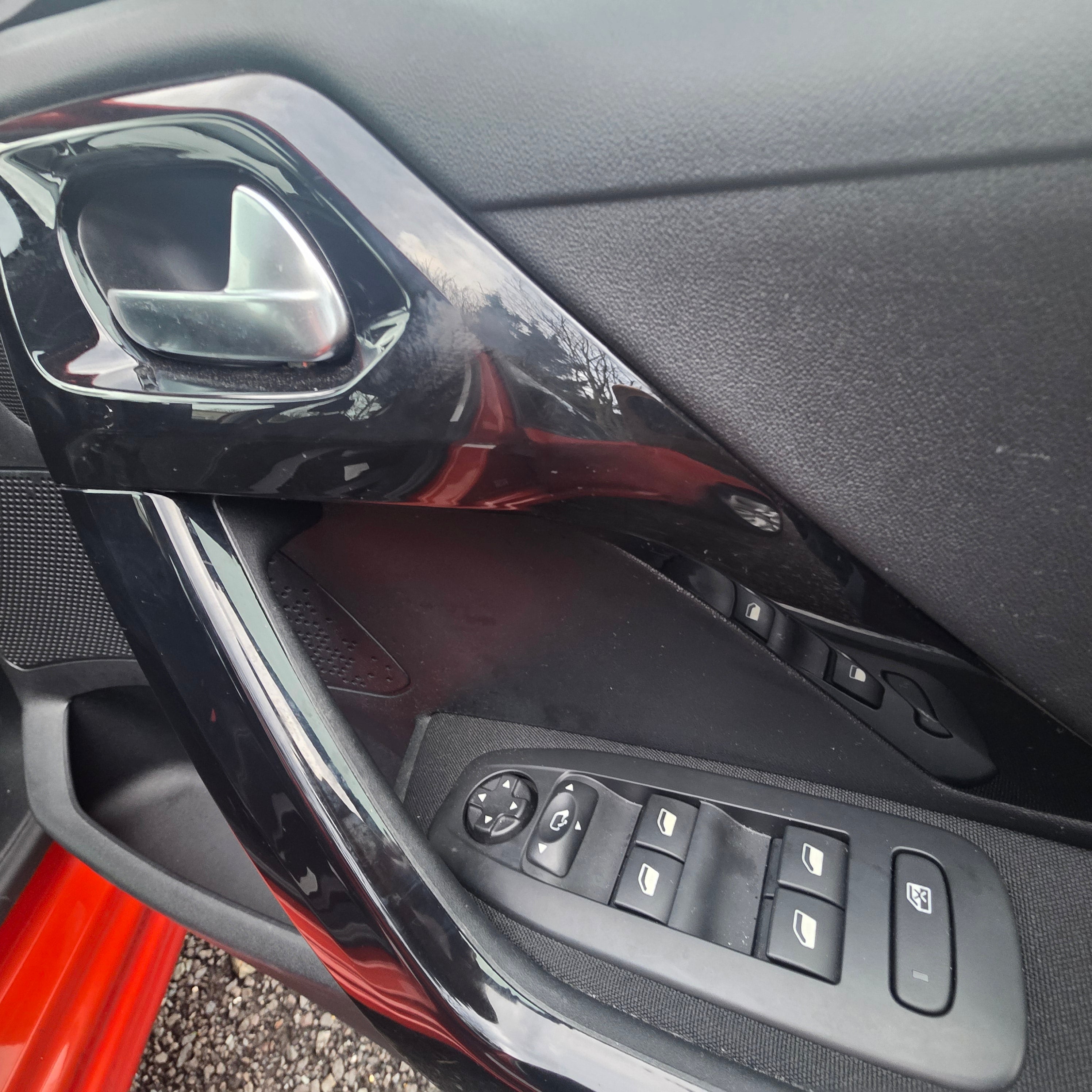 Peugeot 208 Automatic 2017 Low Miles