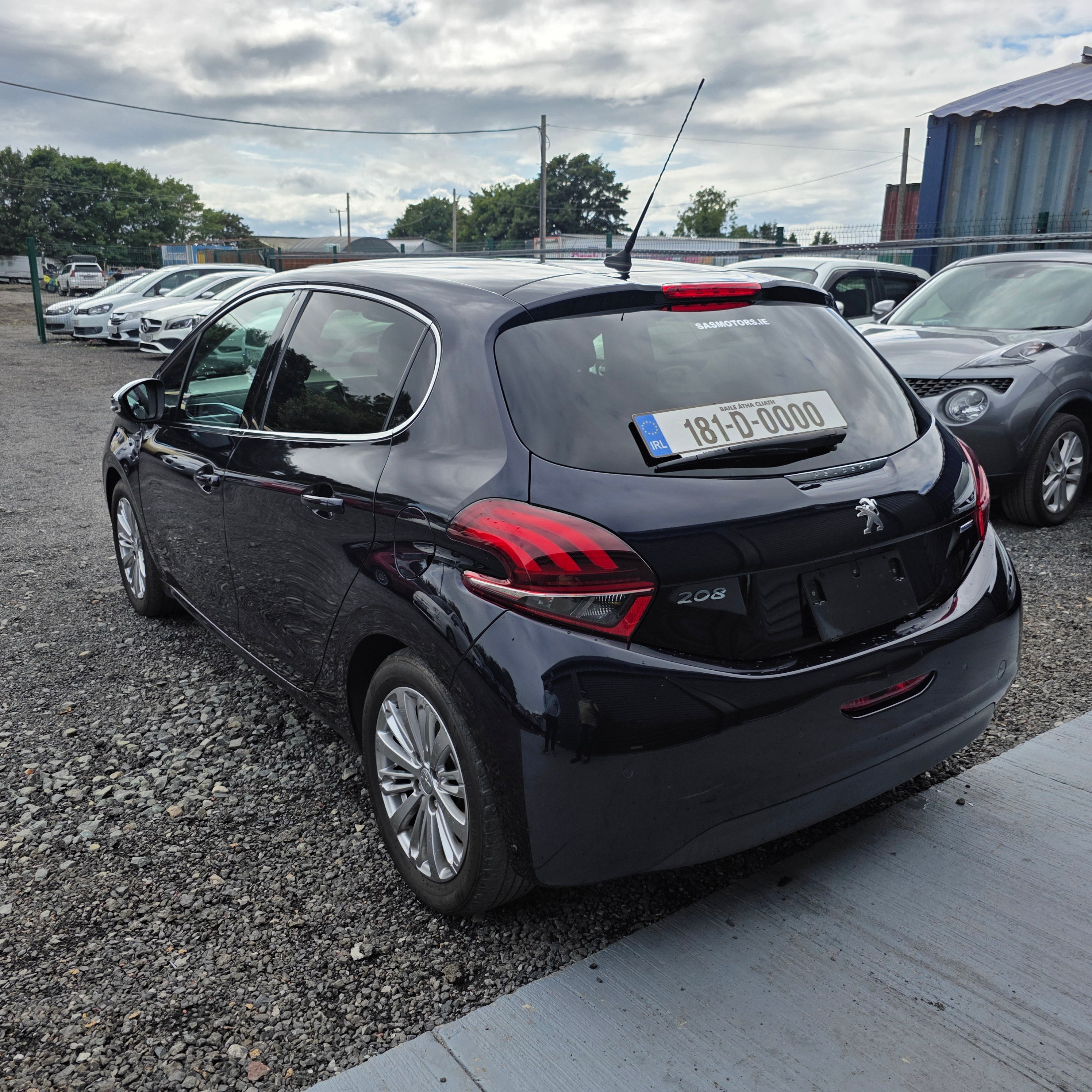 Peugeot 208 Automatic 2016 Low Miles