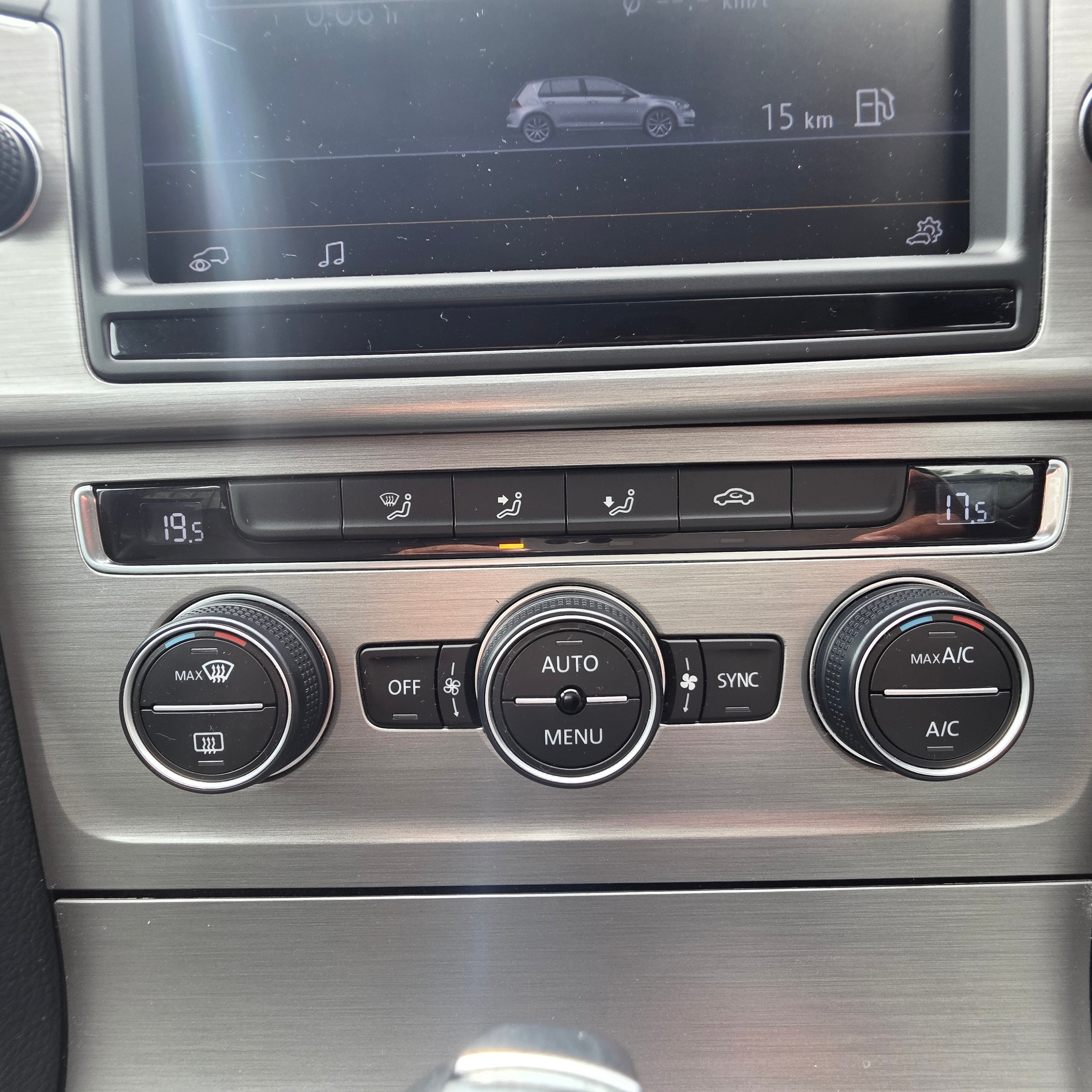 Volkswagen Golf Automatic 2015 Bluemotion