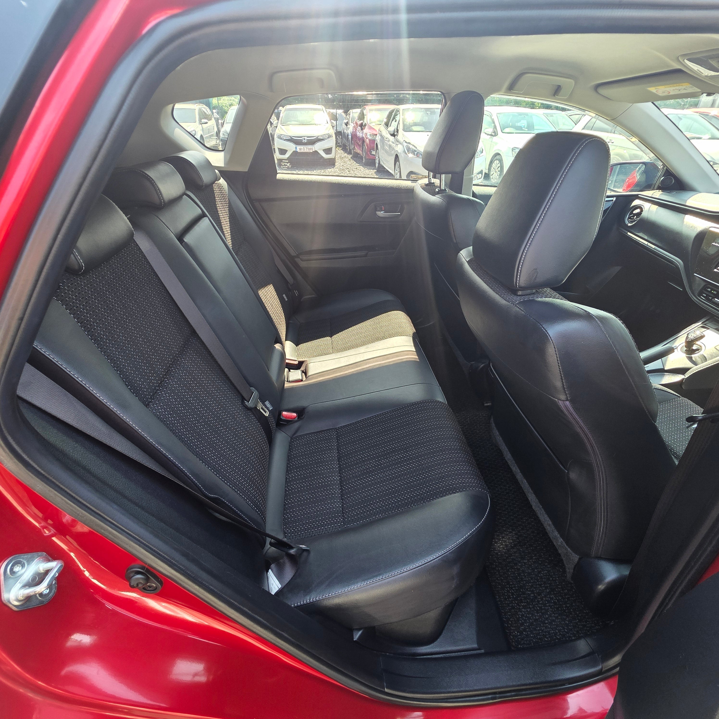 Toyota Auris 2017 Automatic Low Miles