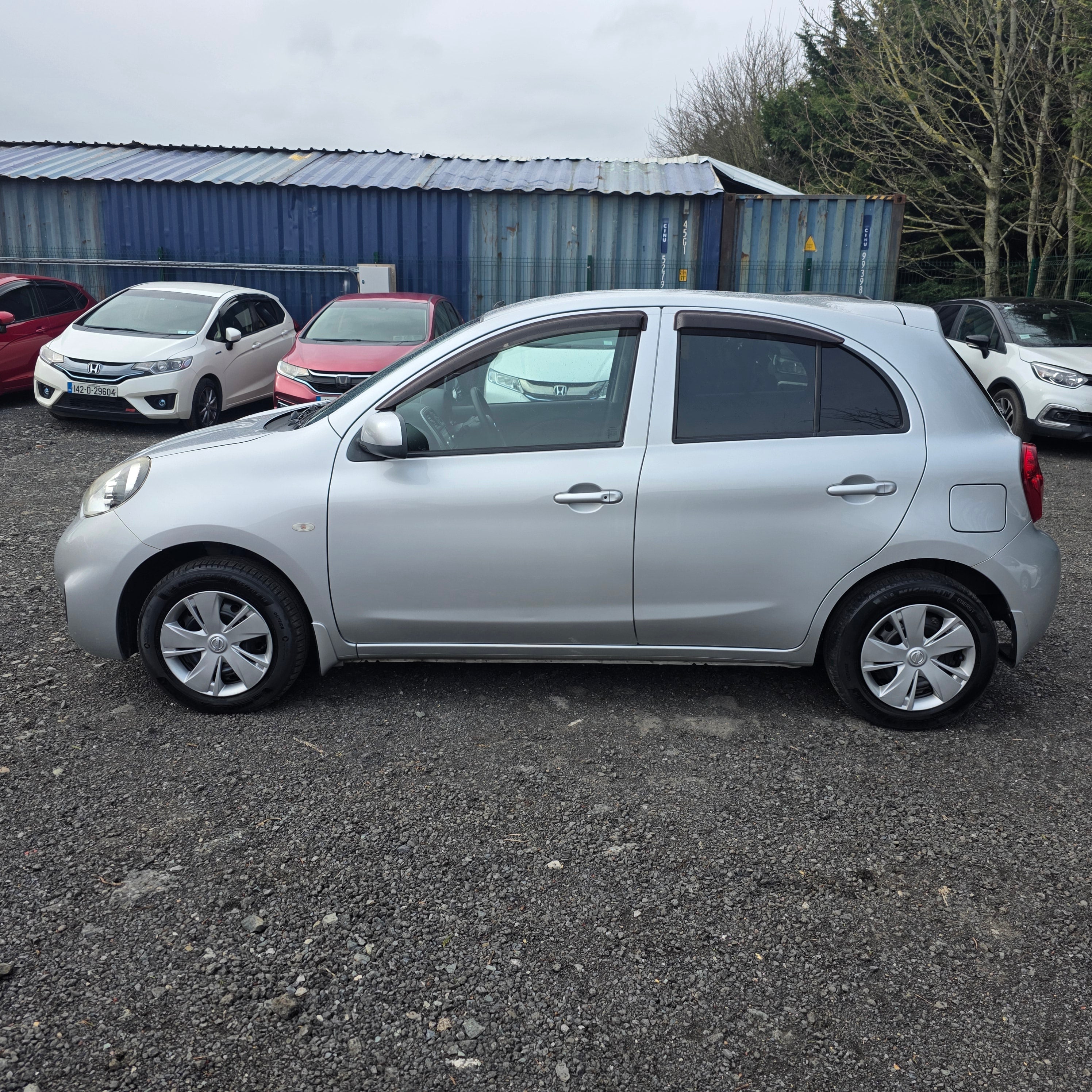 Nissan March Automatic 2015